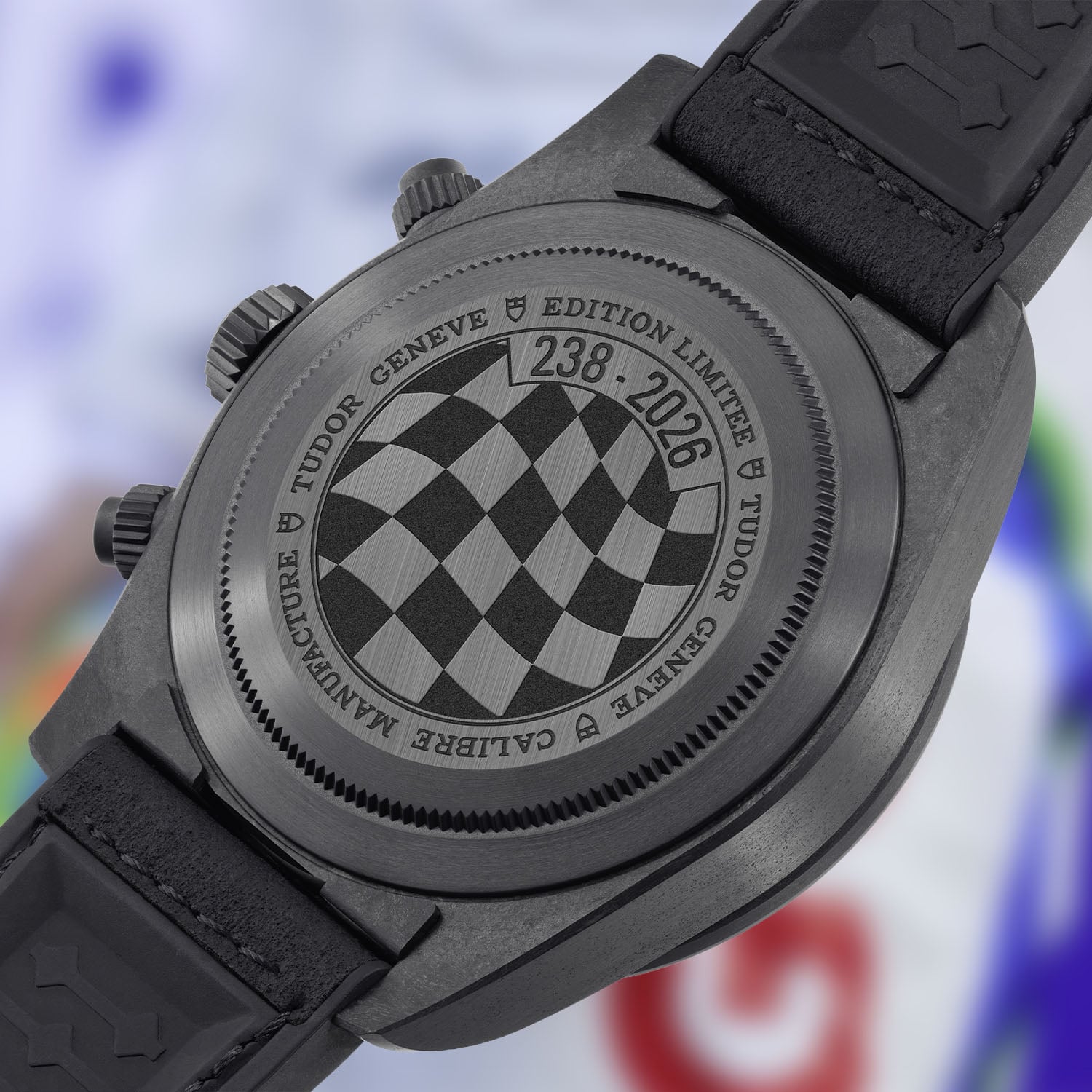 Tudor-Black-Bay-Chrono-Carbon-26-Visa-Cash-App-Racing-Bulls-5.jpg