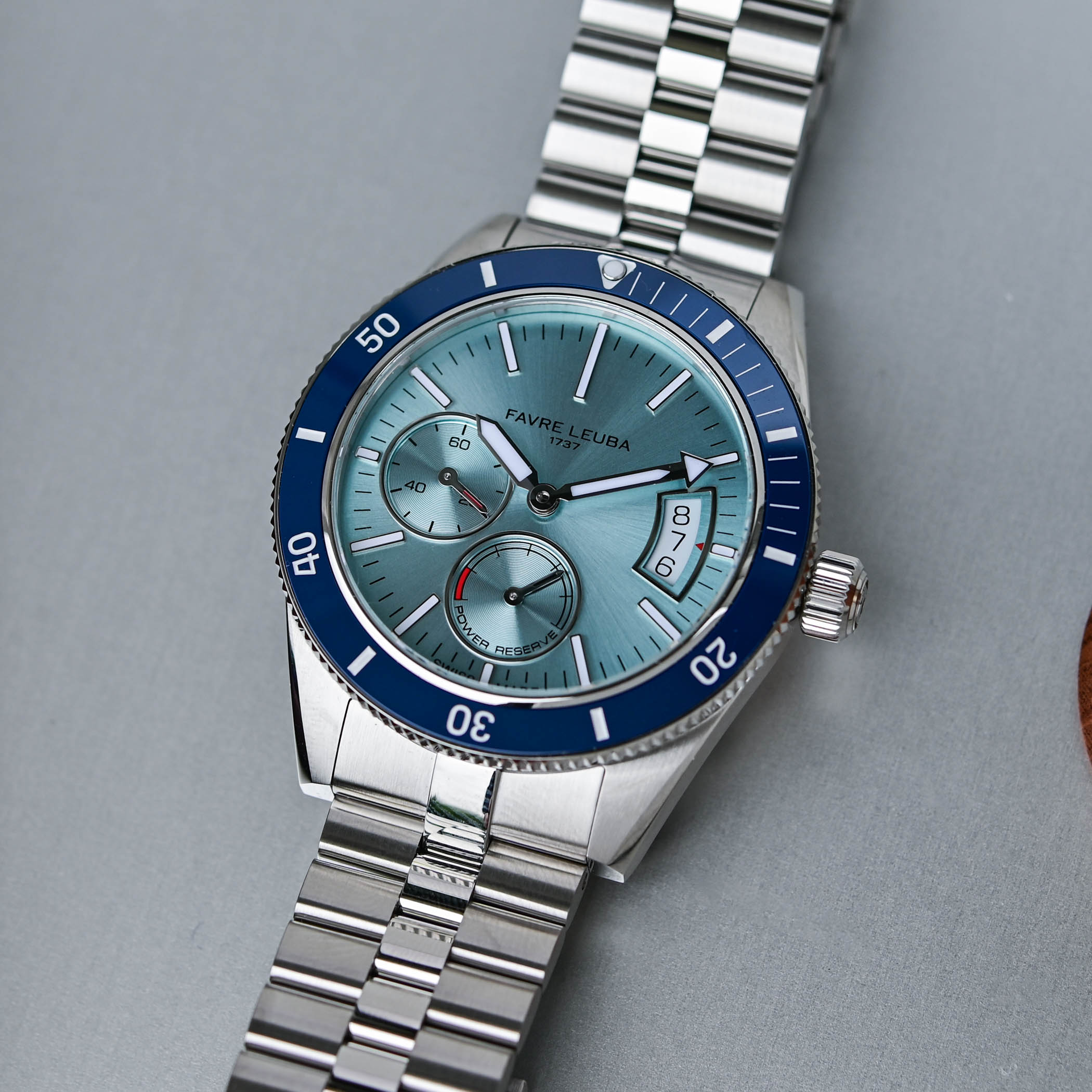 Favre Leuba Adds a Power Reserve Twist to the Deep Raider Diver