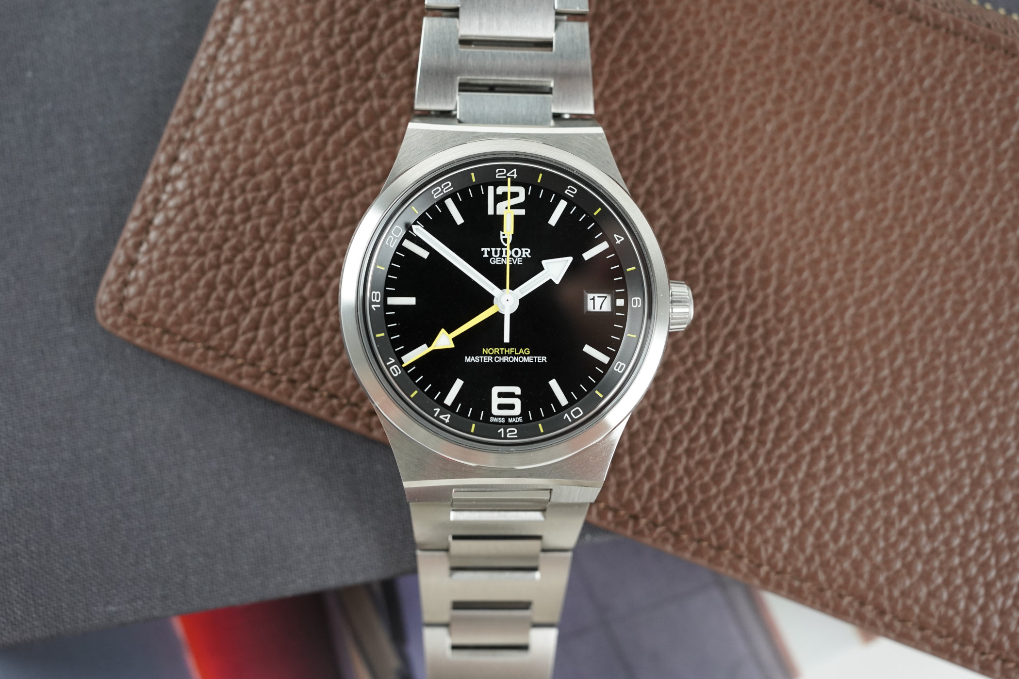 Buying Guide - Six Watches Perfectly Fit For Crossing Time Zones