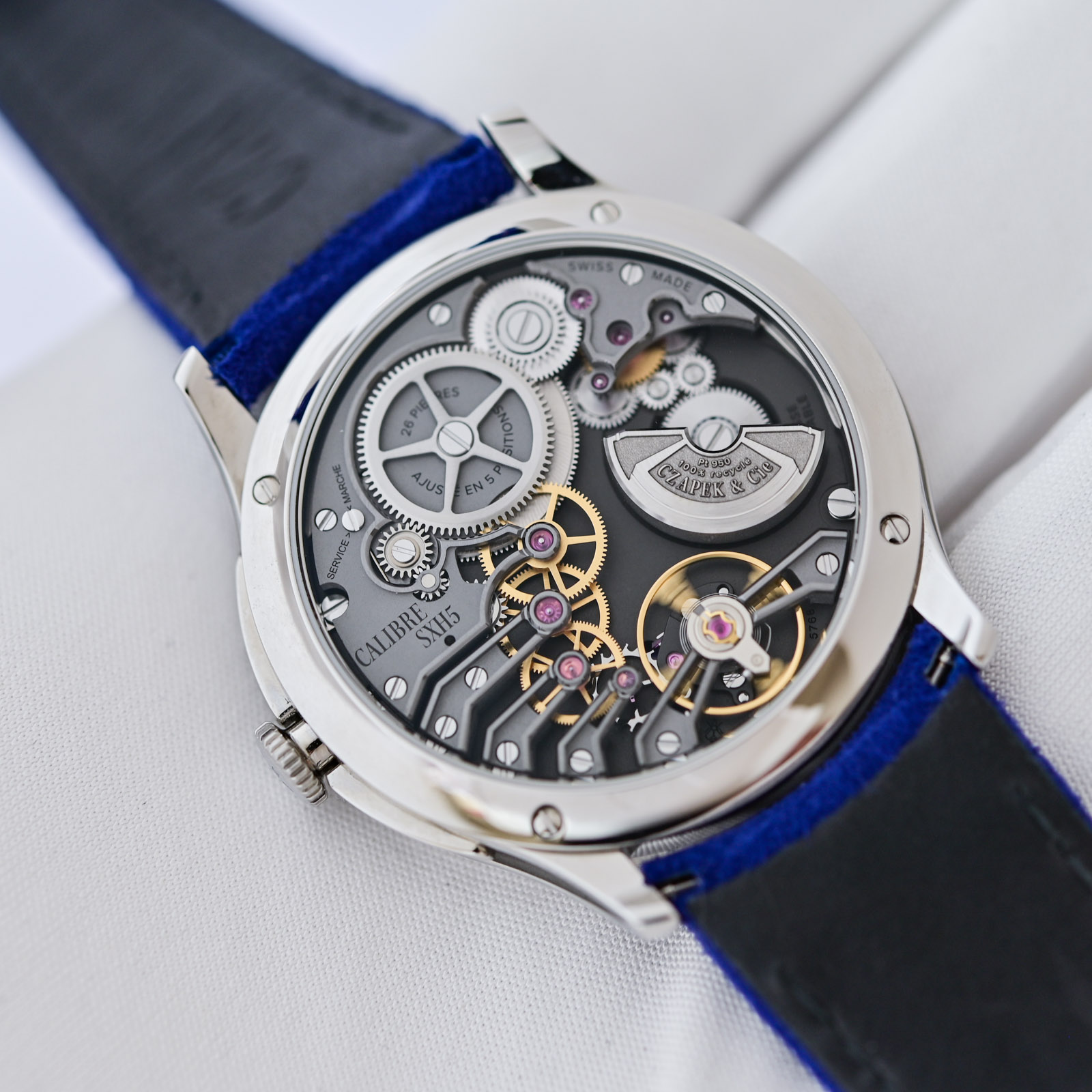 Czapek Turns Boris Vian’s Surrealist Love Story Into an Enamel Promenade