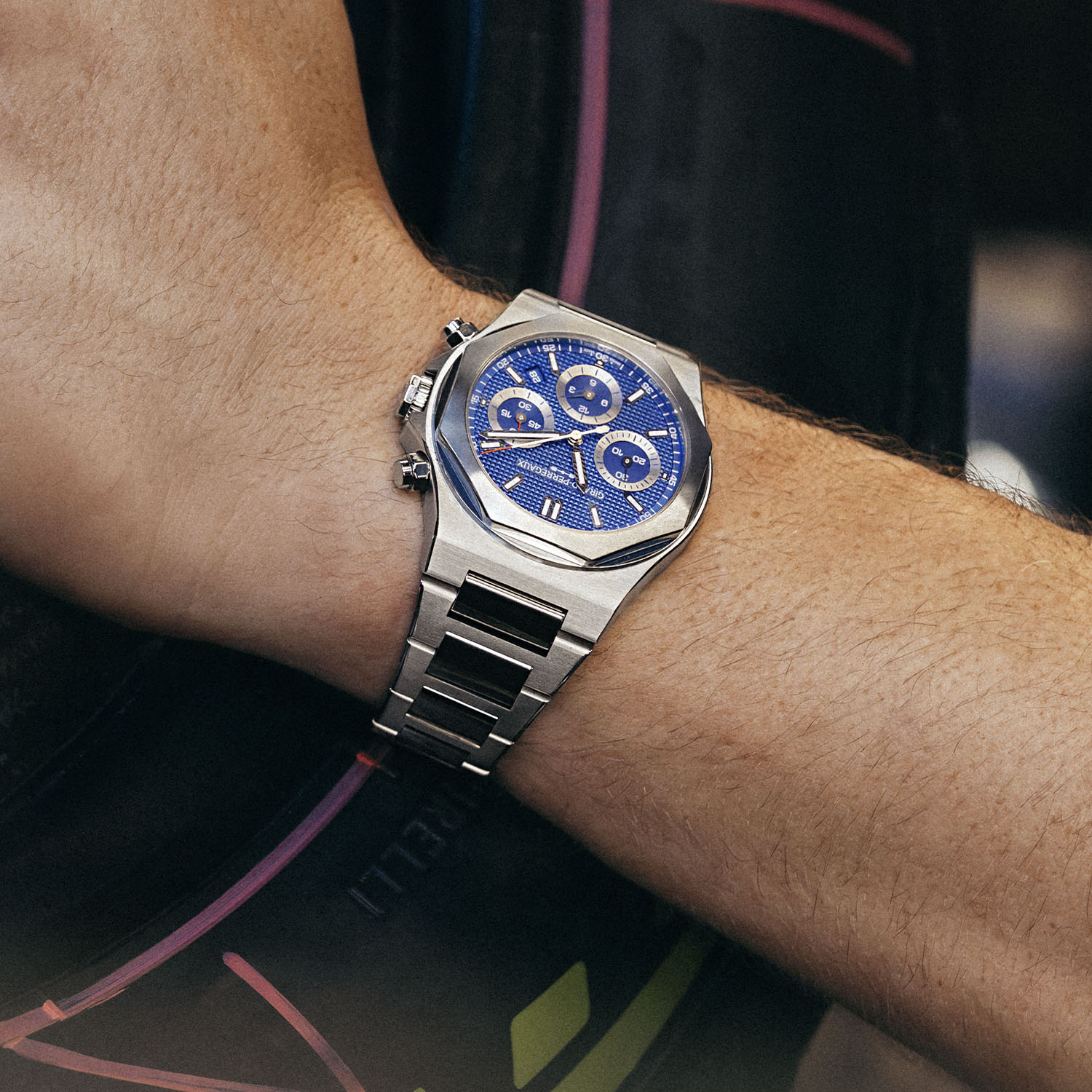 The Girard-Perragaux Laureato Chronograph and Laureato 42mm Williams Editions