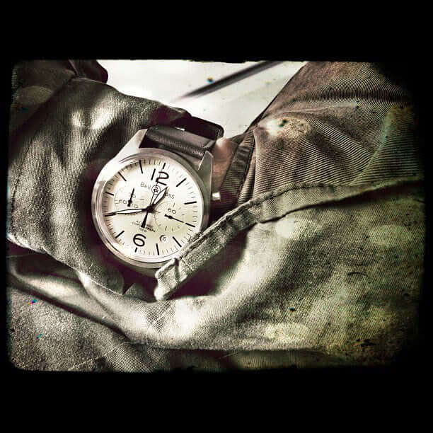 bell-ross-vintage-chronograph-wrist1