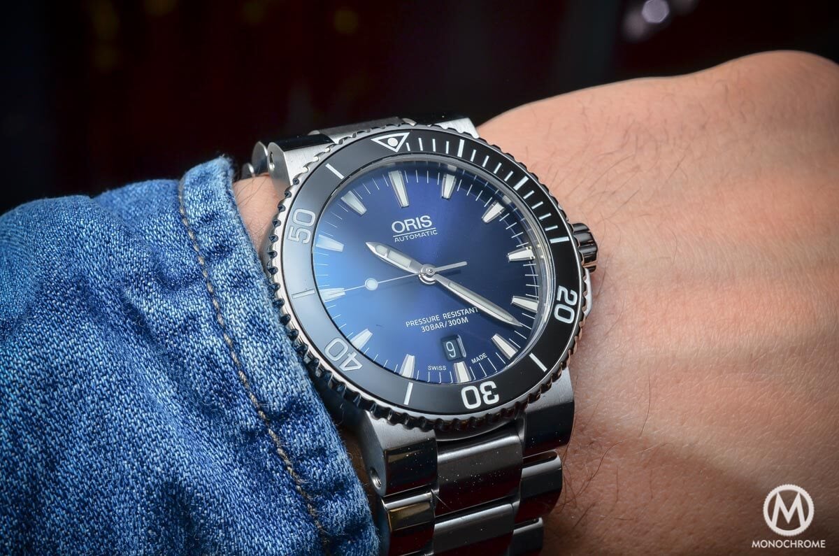 Hands on with the Oris Aquis Date with a gradient blue dial