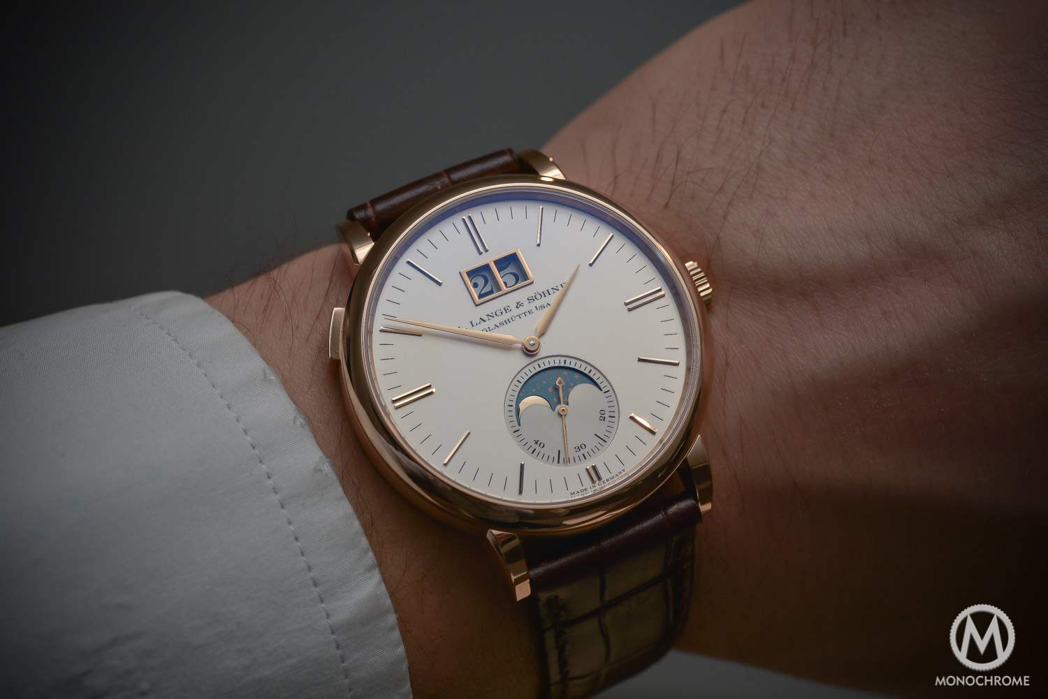Lange Sohne Saxonia Moon Phase Automatic outisze date SIHH 2016 - _0620