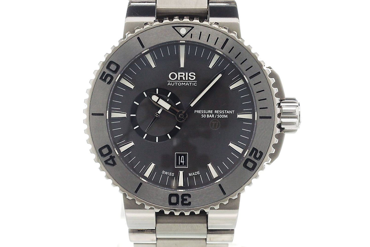 5 Cool Finds Chronext - 5 Essential Dive Watches - Oris Aquis Titan