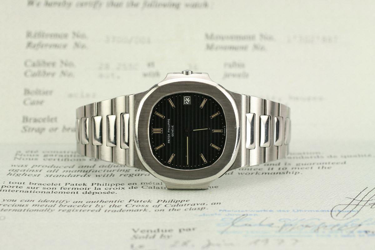 Philippe patek outlet nautilus price