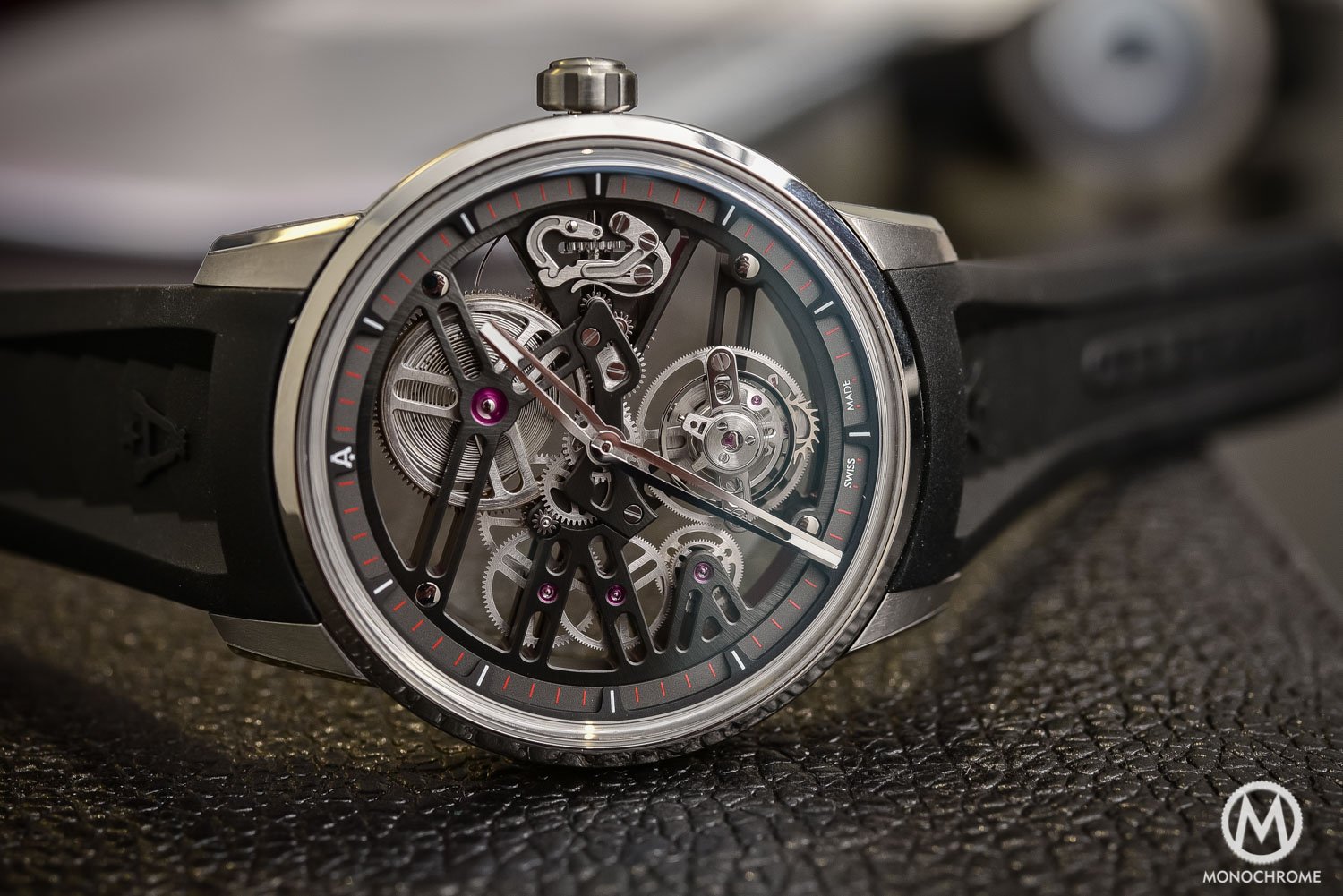 Hands-on with the Angelus U40 Racing Tourbillon Skeleton (Specs 