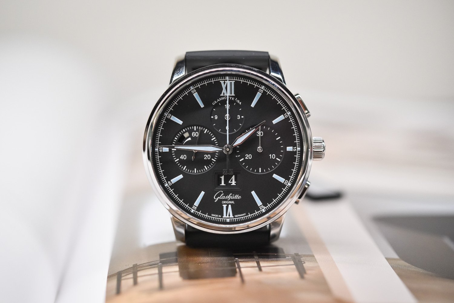 Hands On With The Glashutte Original Senator Chronograph Panorama Date in Steel Monochrome Watches