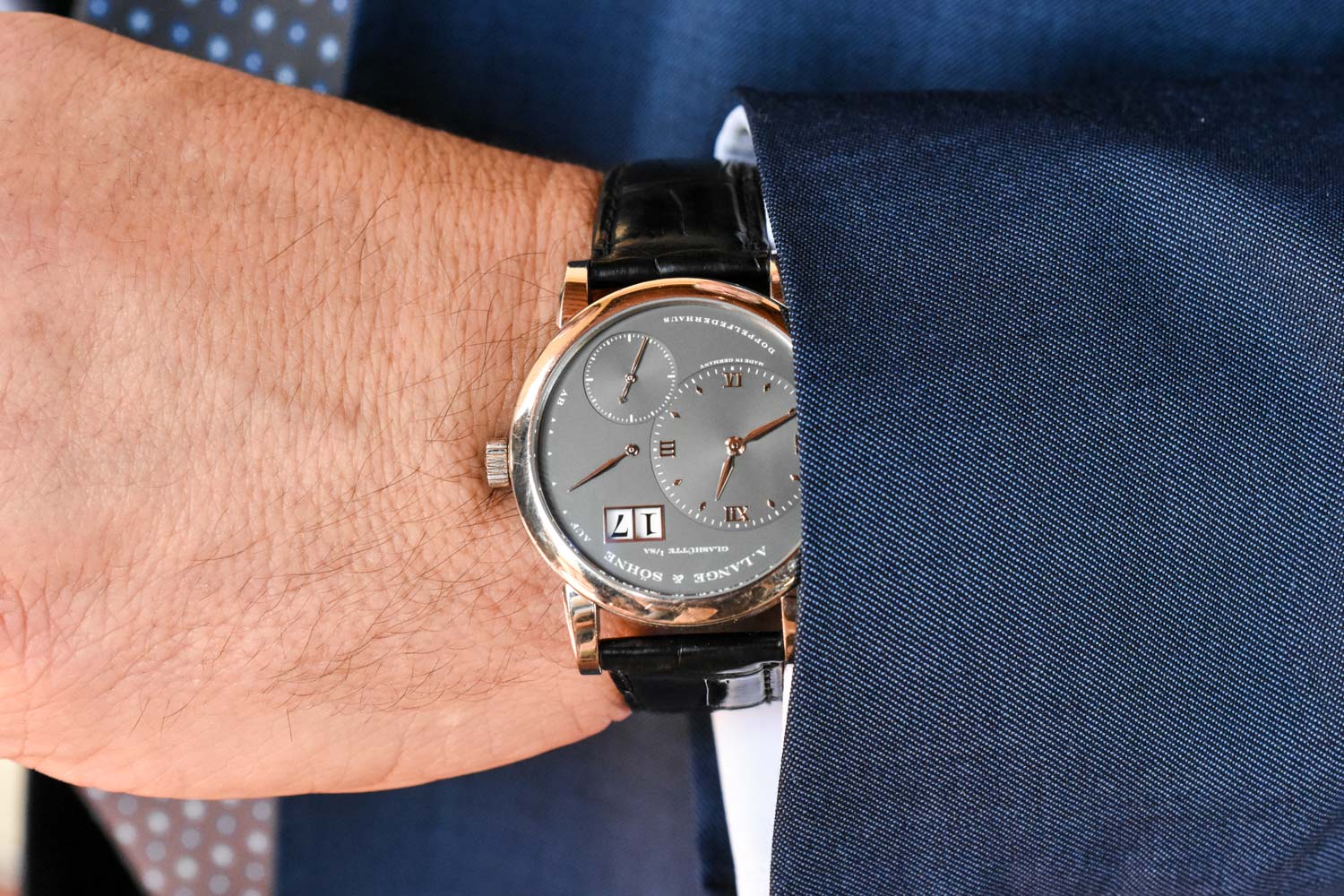 Never seizes to impress... Lange 1 in rose gold with grey dial