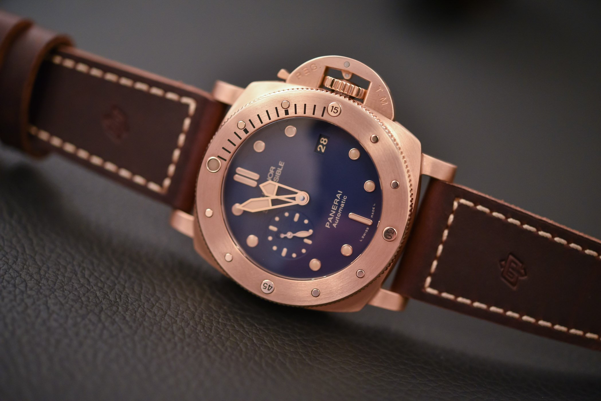 Buying Guide Bronze Watches - Panerai Submersible 1950 Bronzo PAM00671