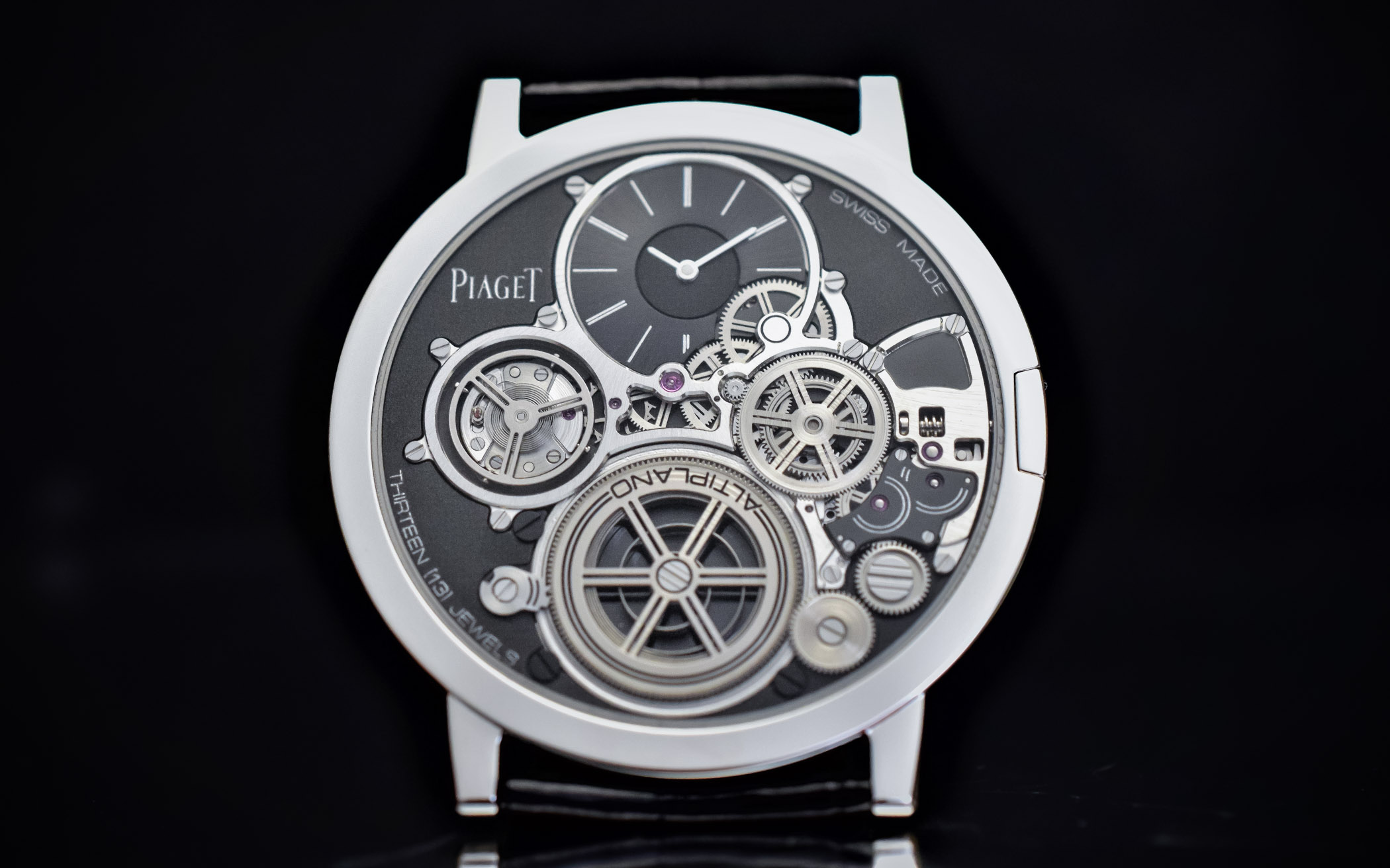Piaget Altiplano Ultimate Concept - thinnest mechanical watch in the world 2mm