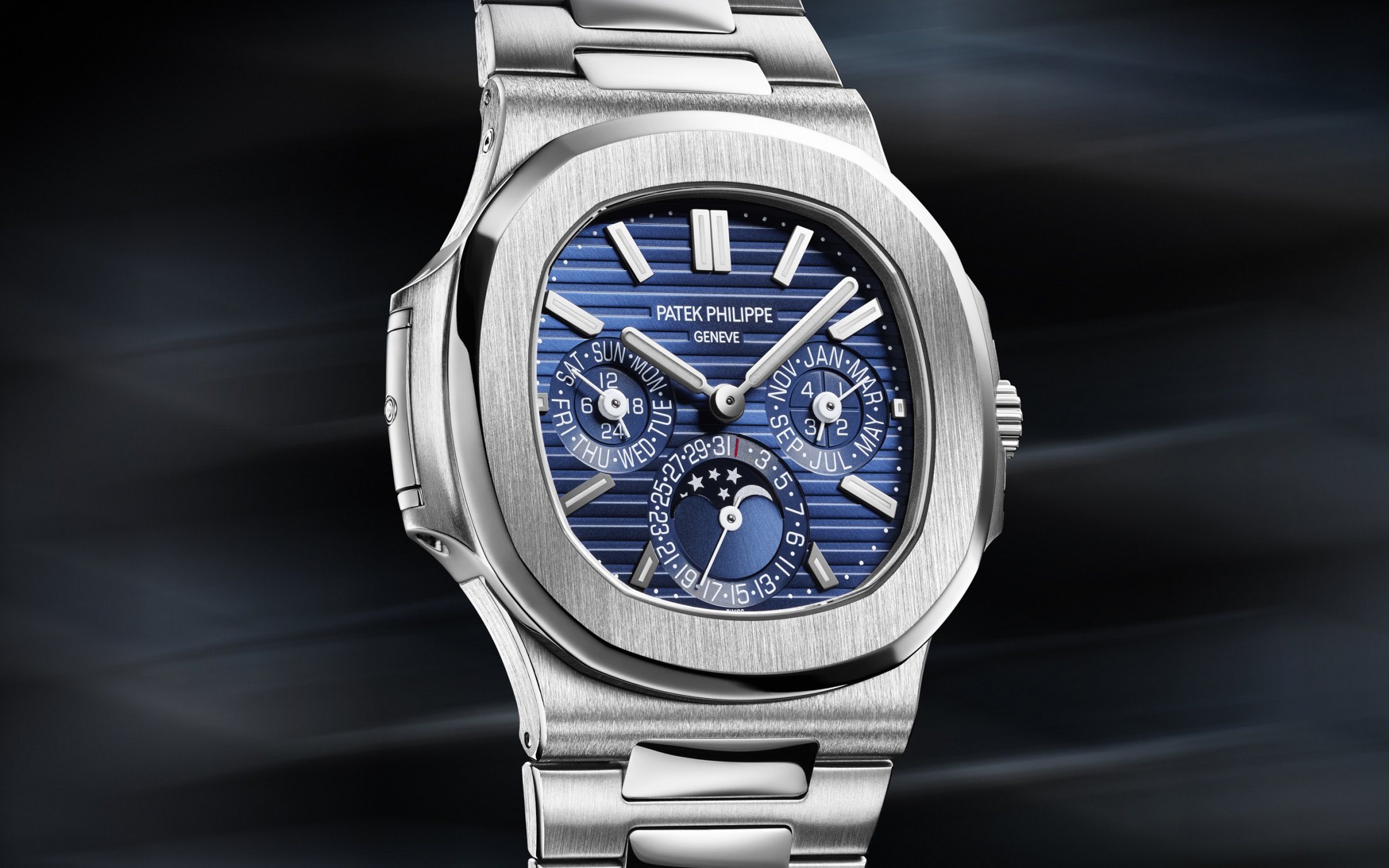 Review - Patek Philippe Nautilus Perpetual Calendar 5740G (Specs & Price)