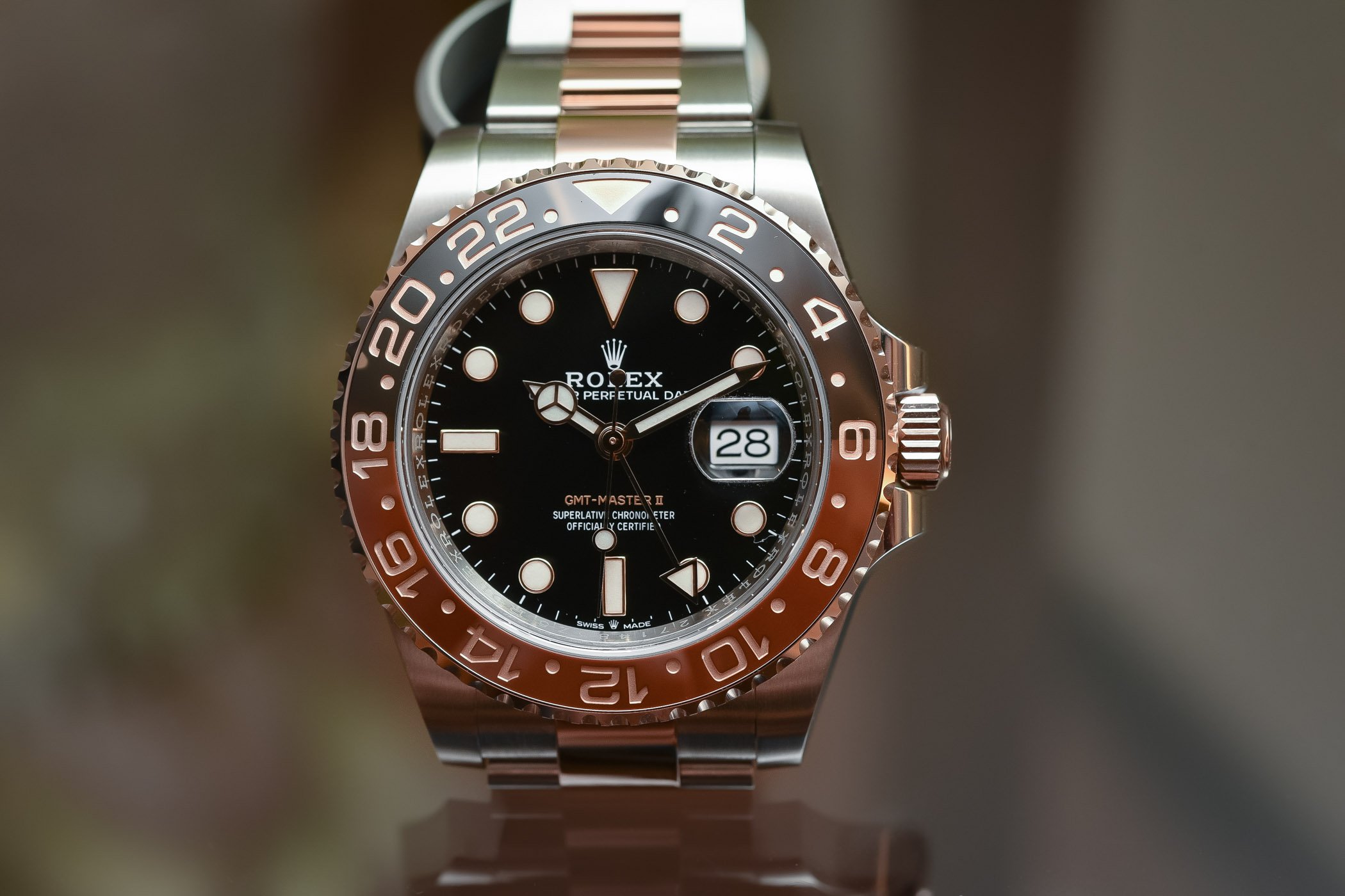 Confesión temblor Descubrir Rolex GMT-Master II 126711 CHNR Two-Tone Root Beer | REVIEW