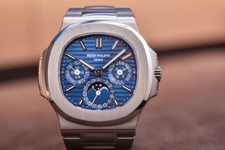 Review - Patek Philippe Nautilus Perpetual Calendar 5740G (Specs & Price)