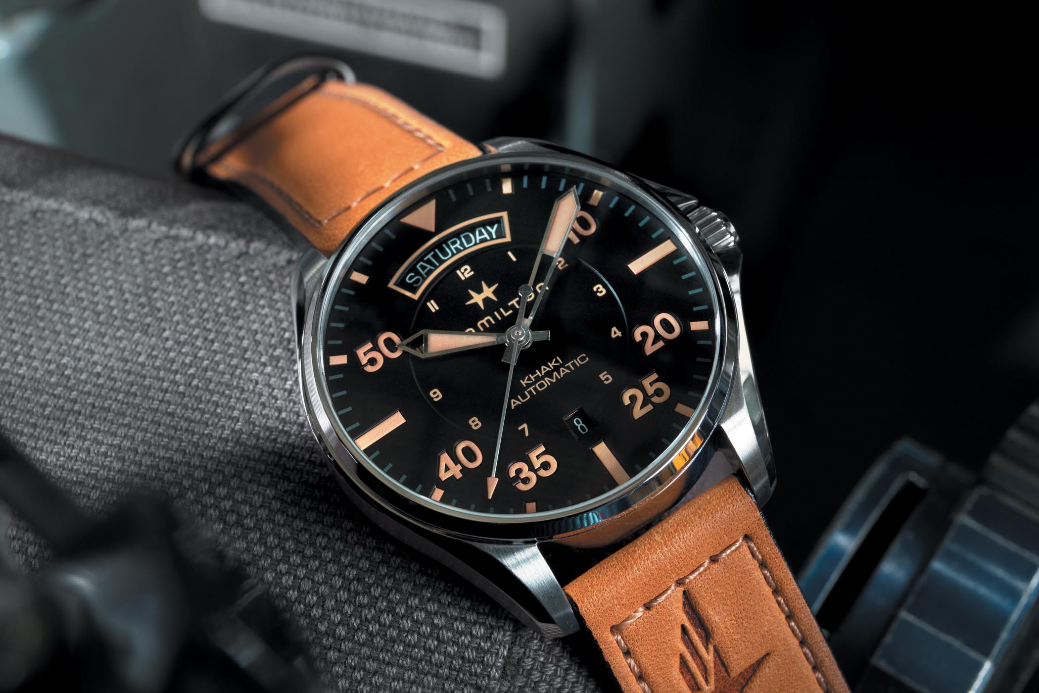 Introducing Hamilton Khaki Pilot Auto Day Date Collection Specs