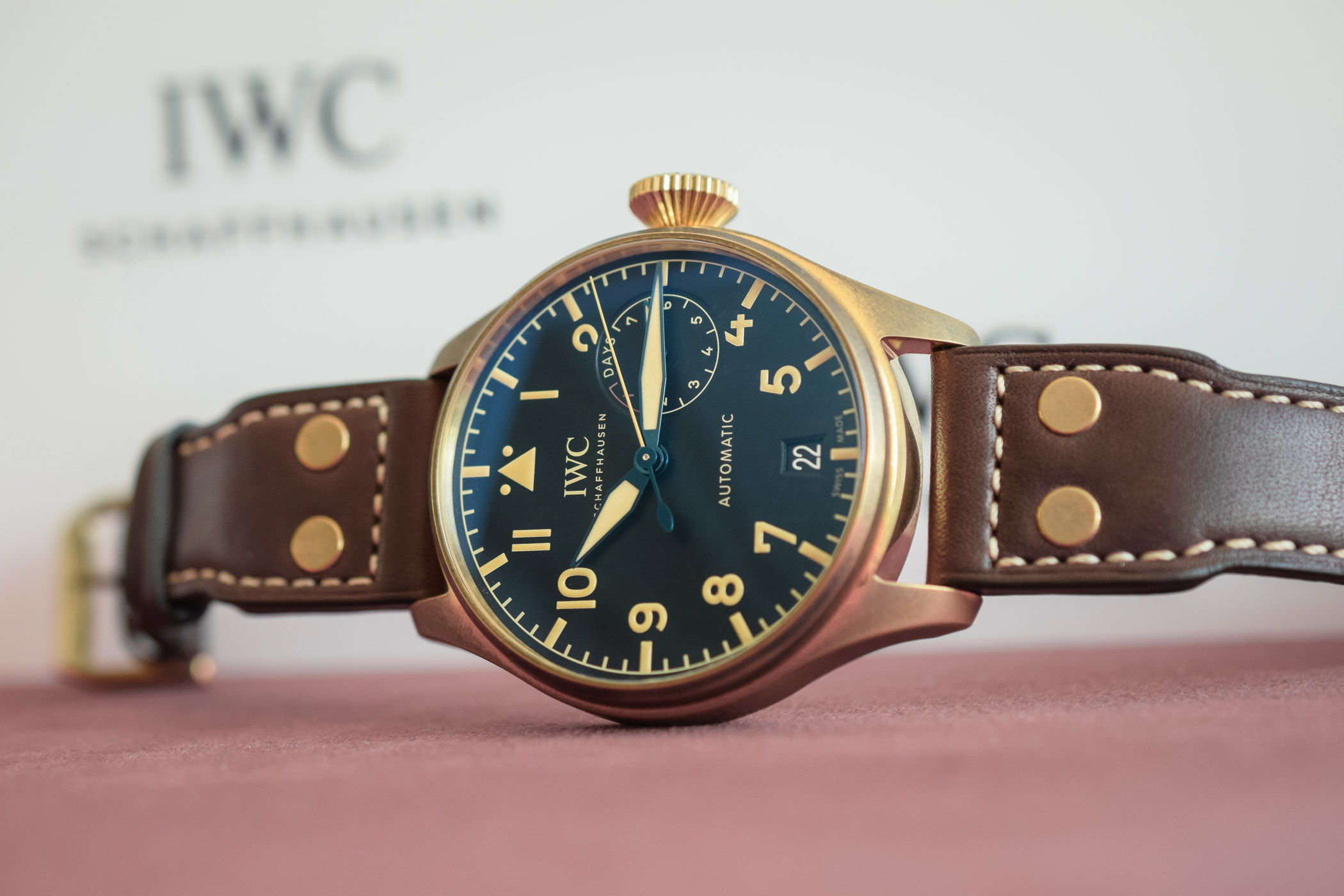 IWC Big Pilot’s Watch Heritage Bronze IW501005
