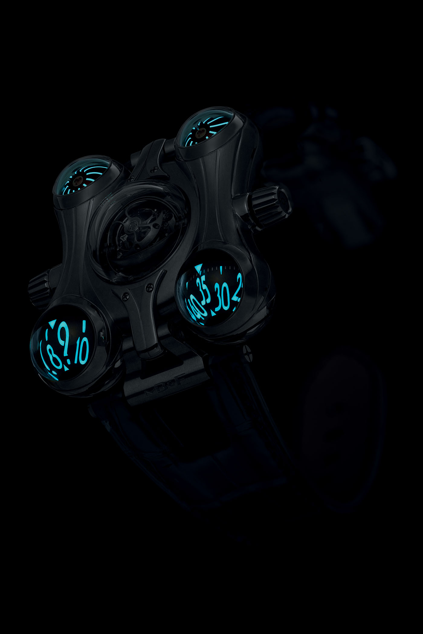 MB&F HM6 Final Edition Steel SIHH 2019