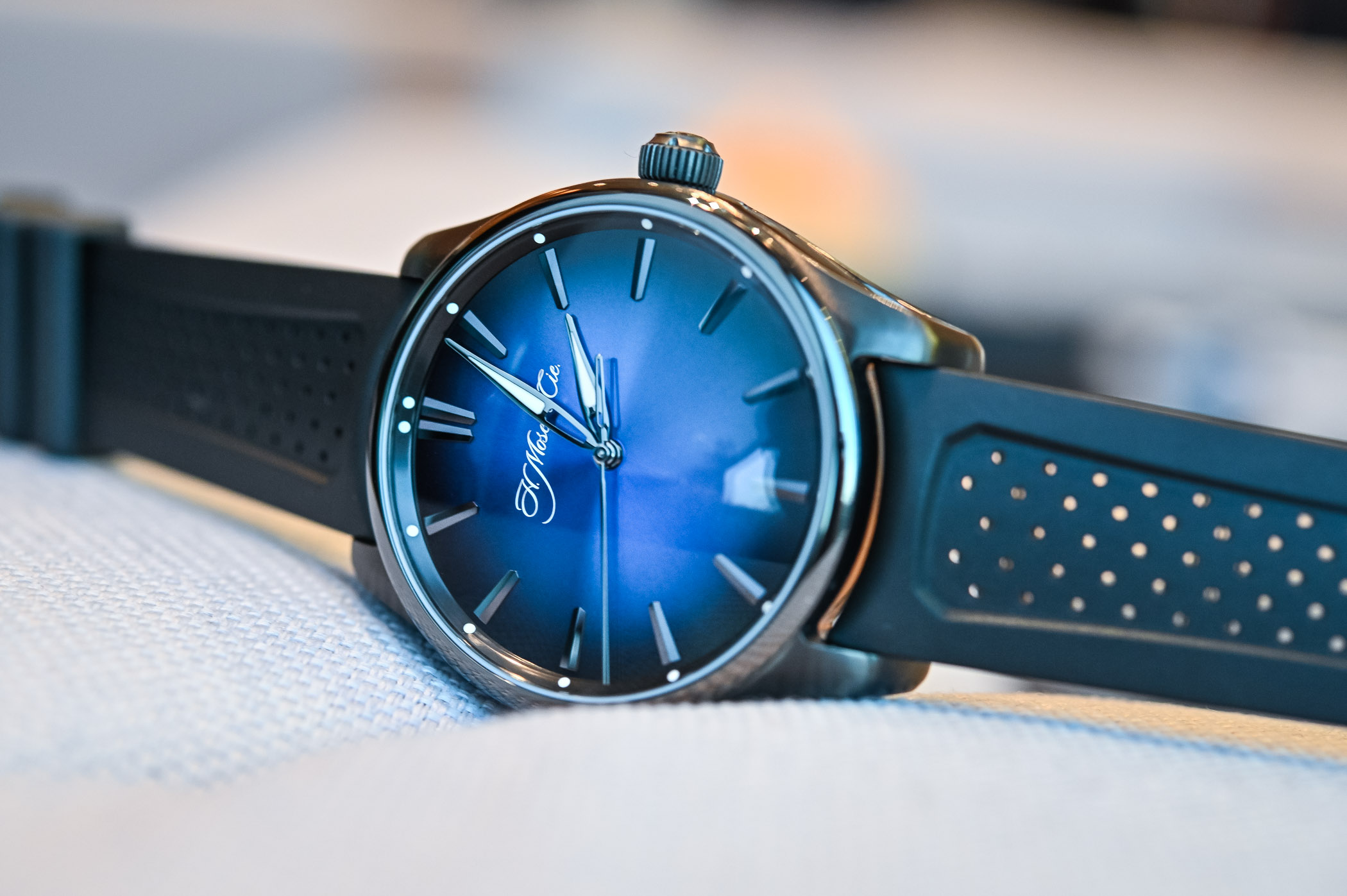 H Moser Cie Pioneer Centre Seconds Funky Blue Black Edition
