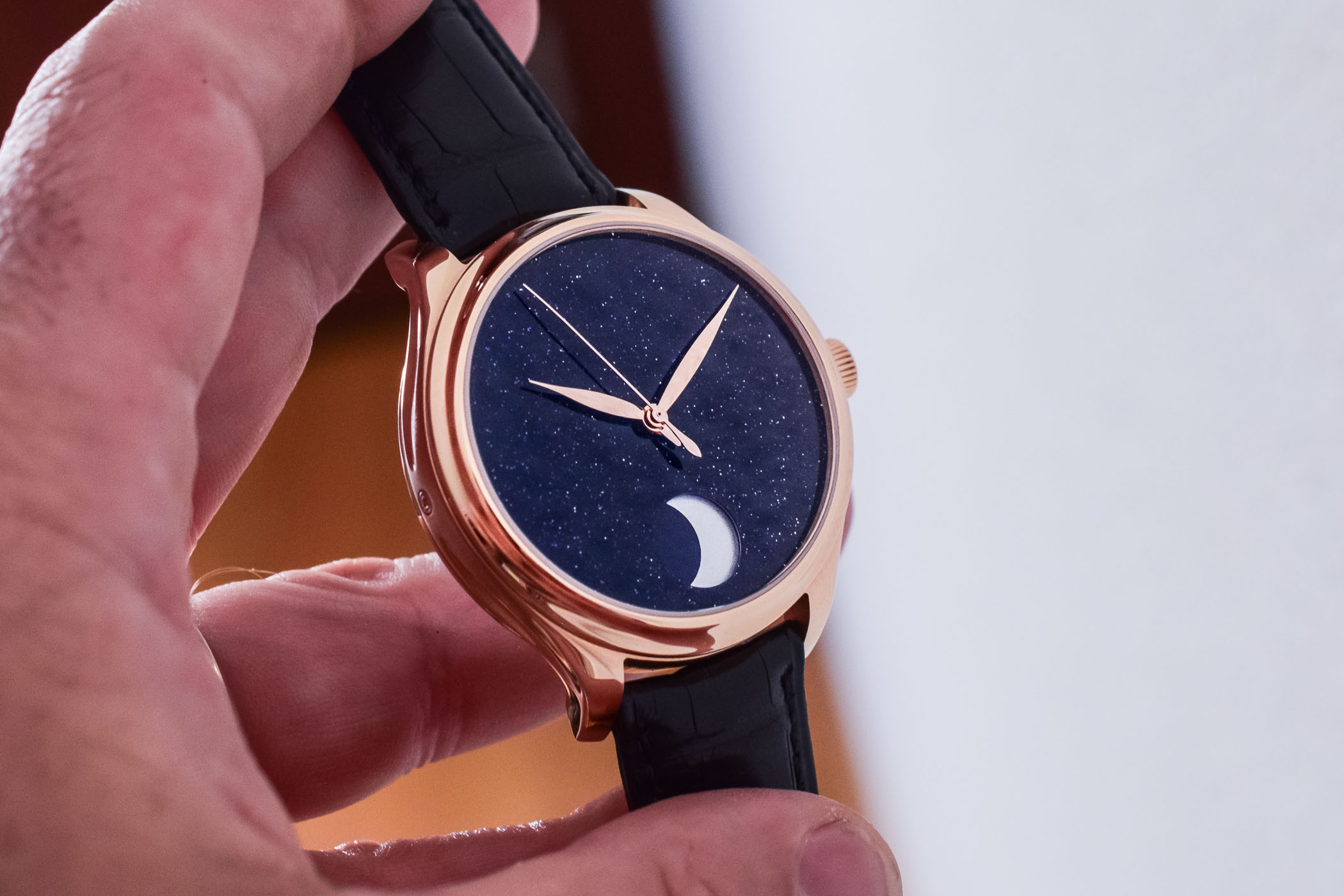 H. Moser Cie Endeavour Perpetual Moon Concept Aventurine - Hands-On - 3