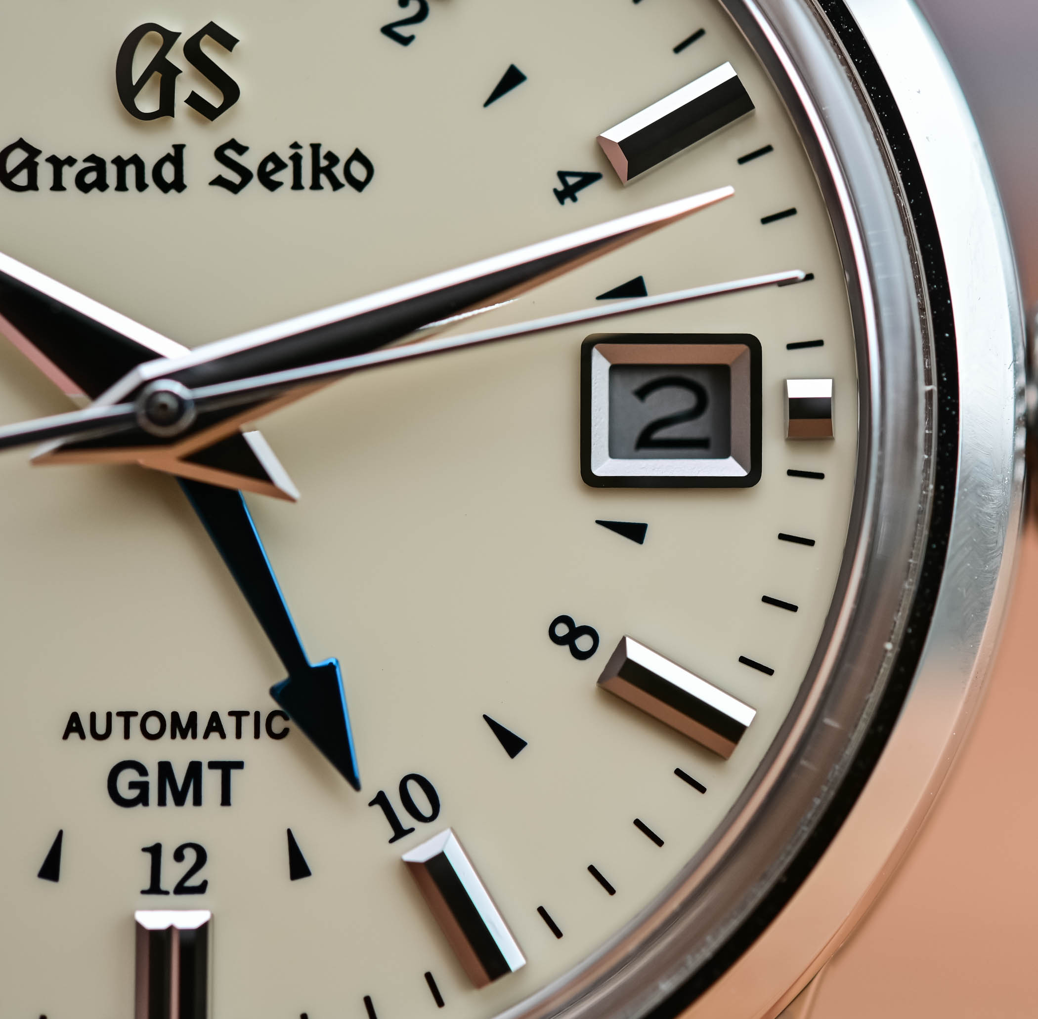 Grand Seiko Elegance GMT SBGM221