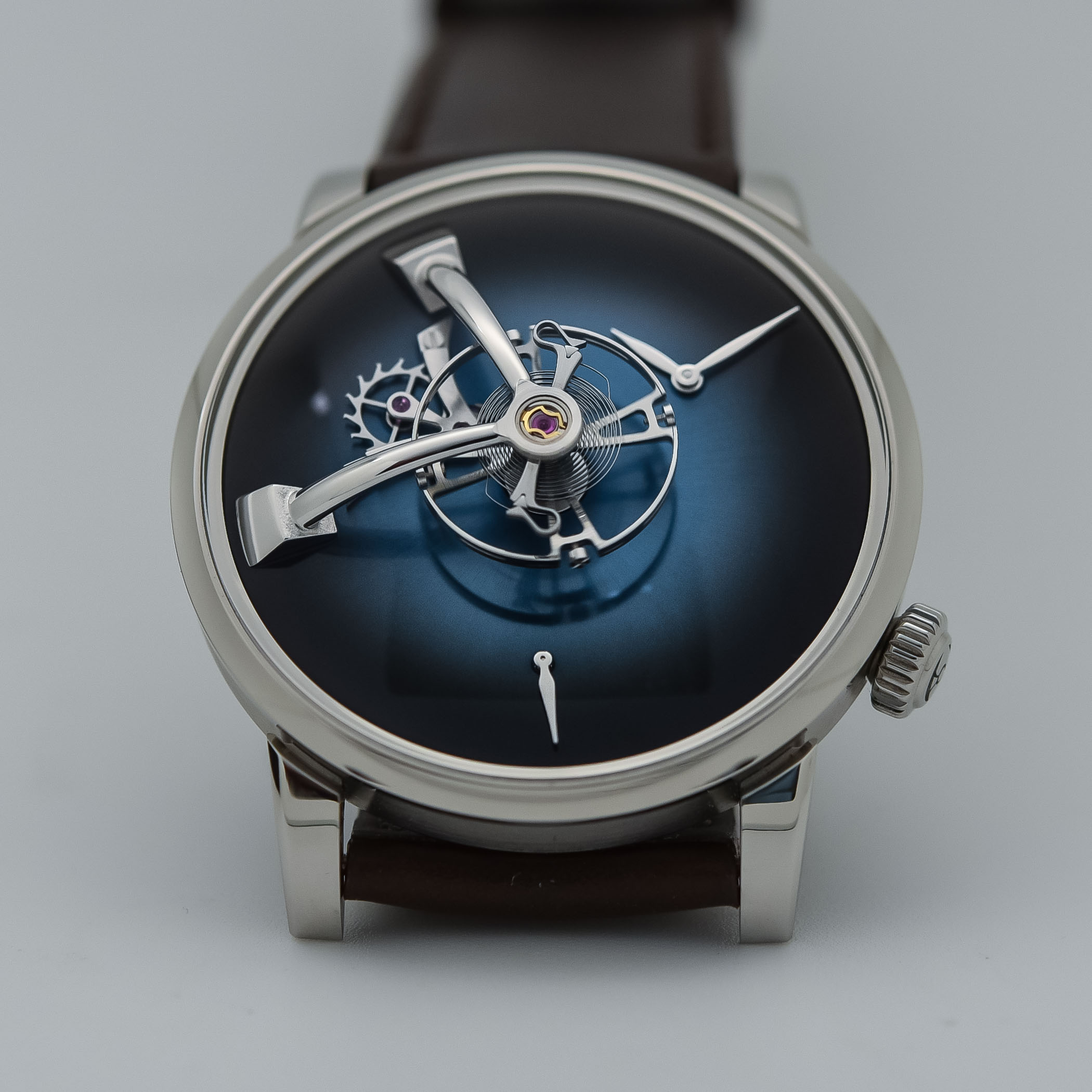 MB&F x H. Moser Cie LM101 Fume Dial