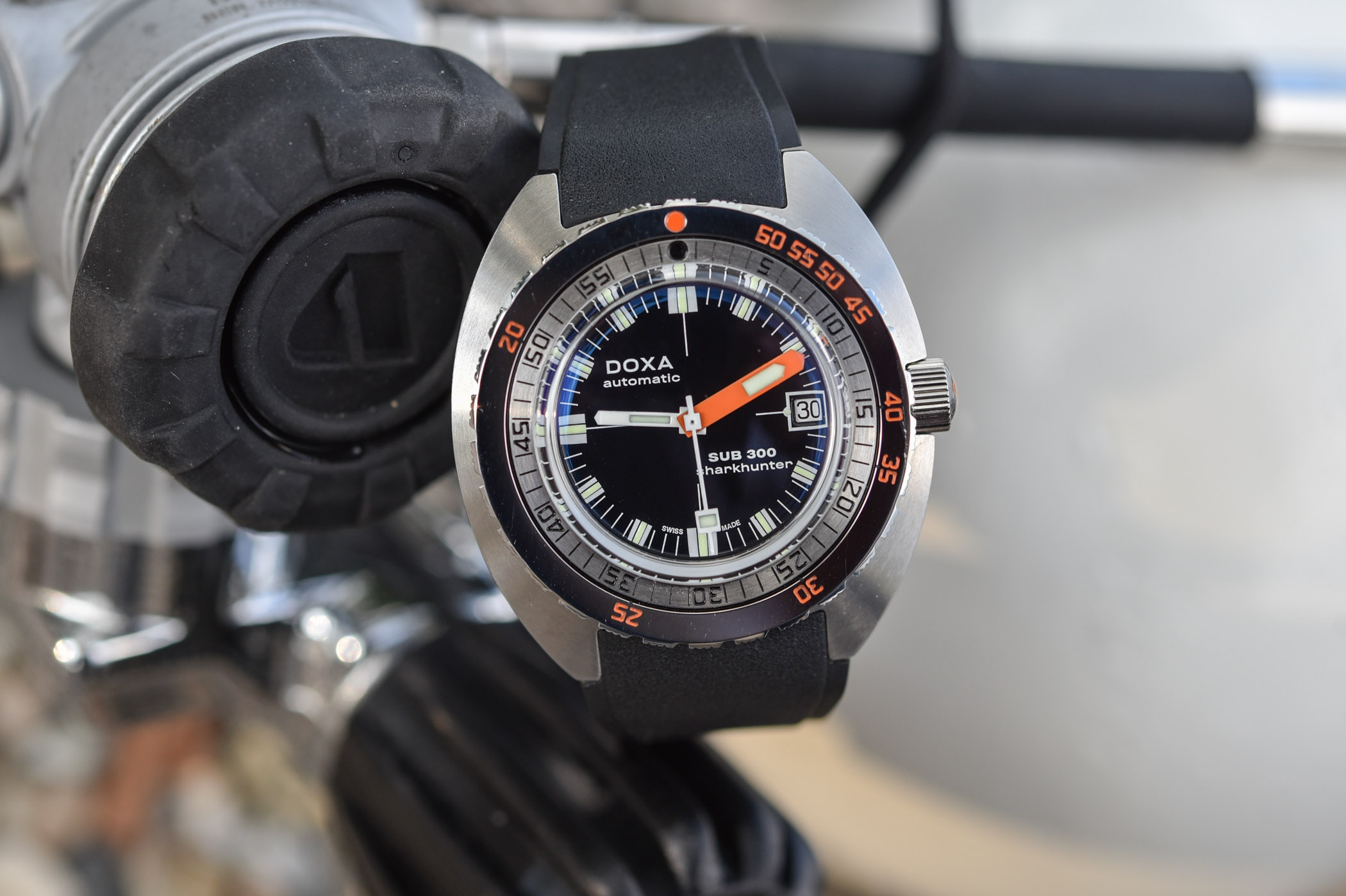 Hands On 2020 Doxa SUB 300 COSC Collection Specs Price Hands On 2020 Doxa SUB 300 COSC Collection Specs Price