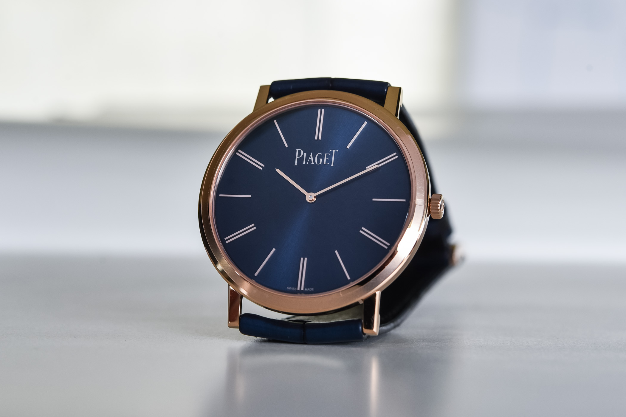 2020 Piaget Altiplano 38mm Hand-Wound blue dial pink gold G0A45050