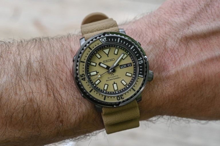 Hands-On - Seiko Prospex Urban Safari SRPE29K1 & SRPE31K1