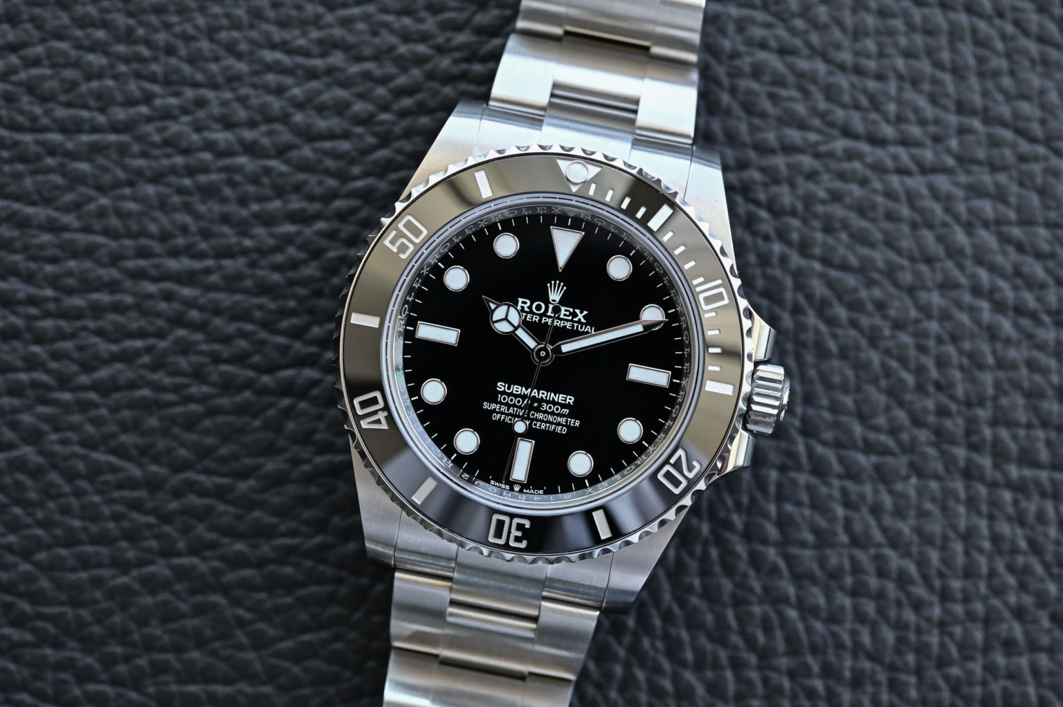 2020 Rolex Submariner 124060 41mm No-Date - Review, Live Pics, Price