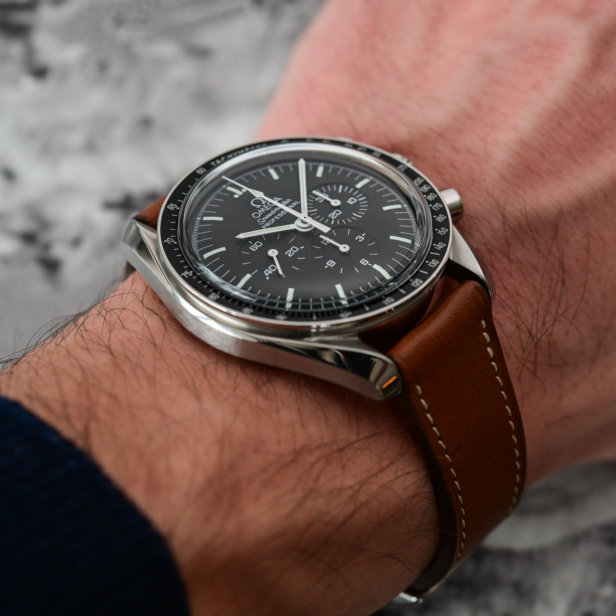 Omega Speedmaster Moonwatch Professional 1861 - comparative review - 9