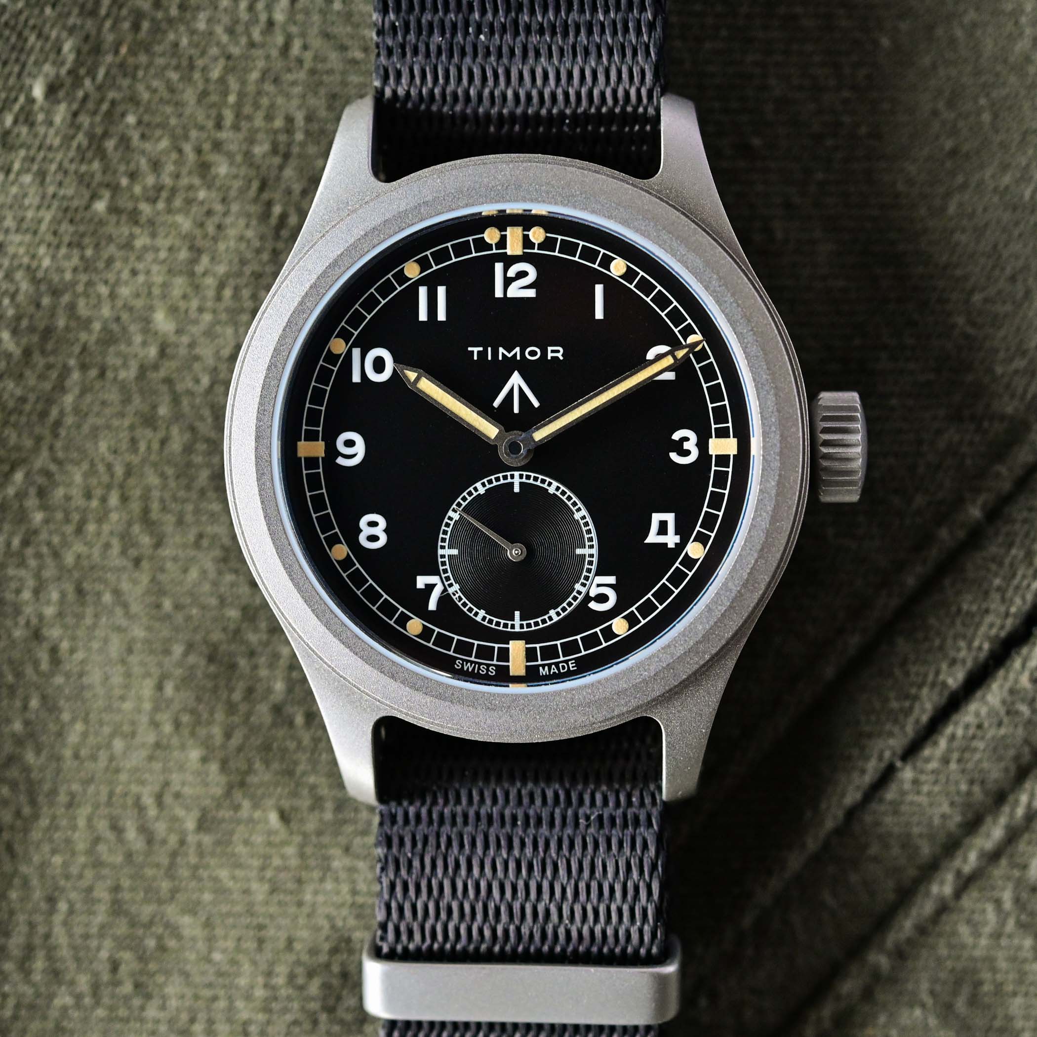 battle of accessible British military-inspired watches - comparative review Hamilton Khaki Pilot Pioneer Mechanical versus Timor Heritage Field - 13