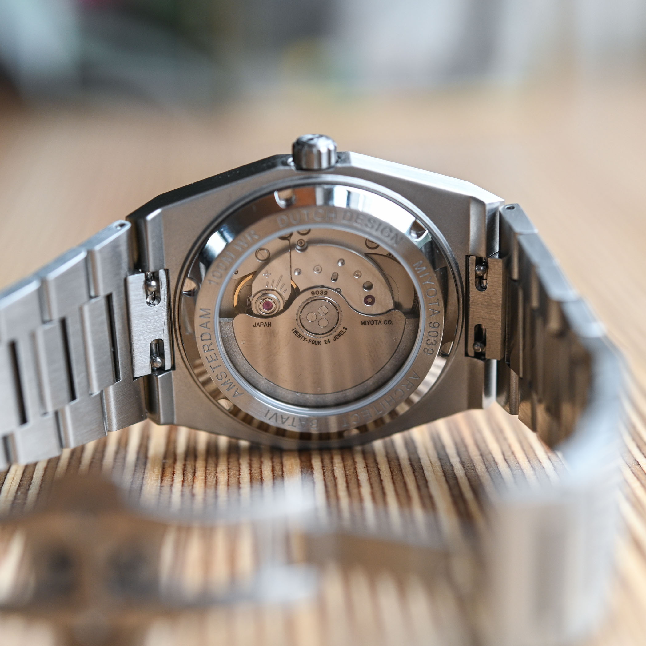 Batavi Architect Sports Watch Integrated Bracelet - Launching on Kickstarter
