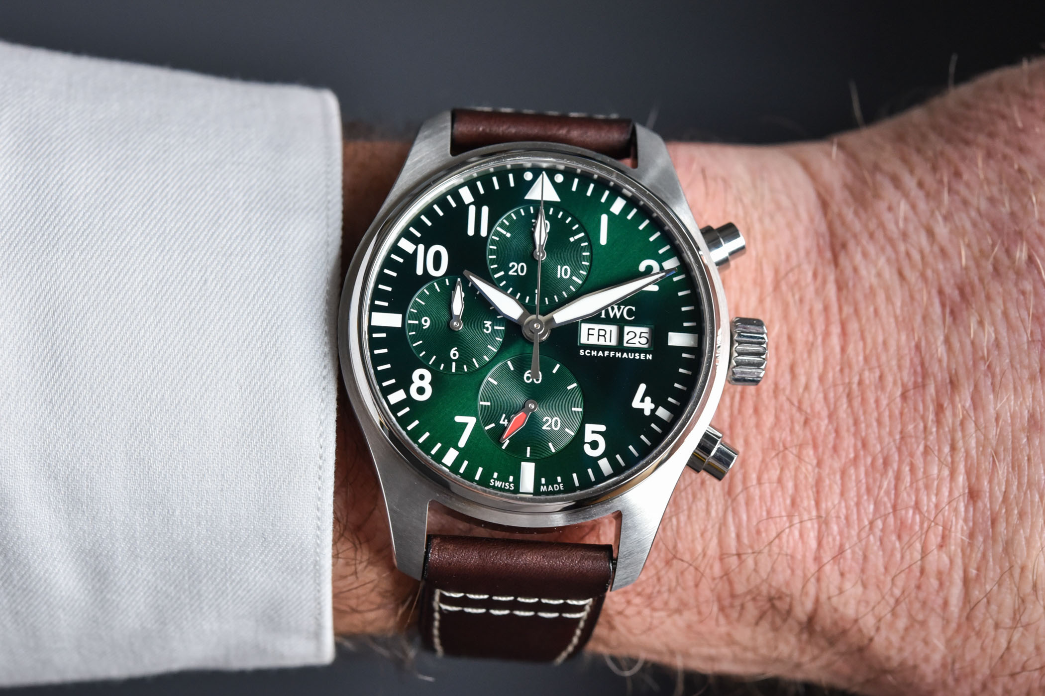 IWC Pilot's Watch Chronograph 41 - IW3881 - review video - 9