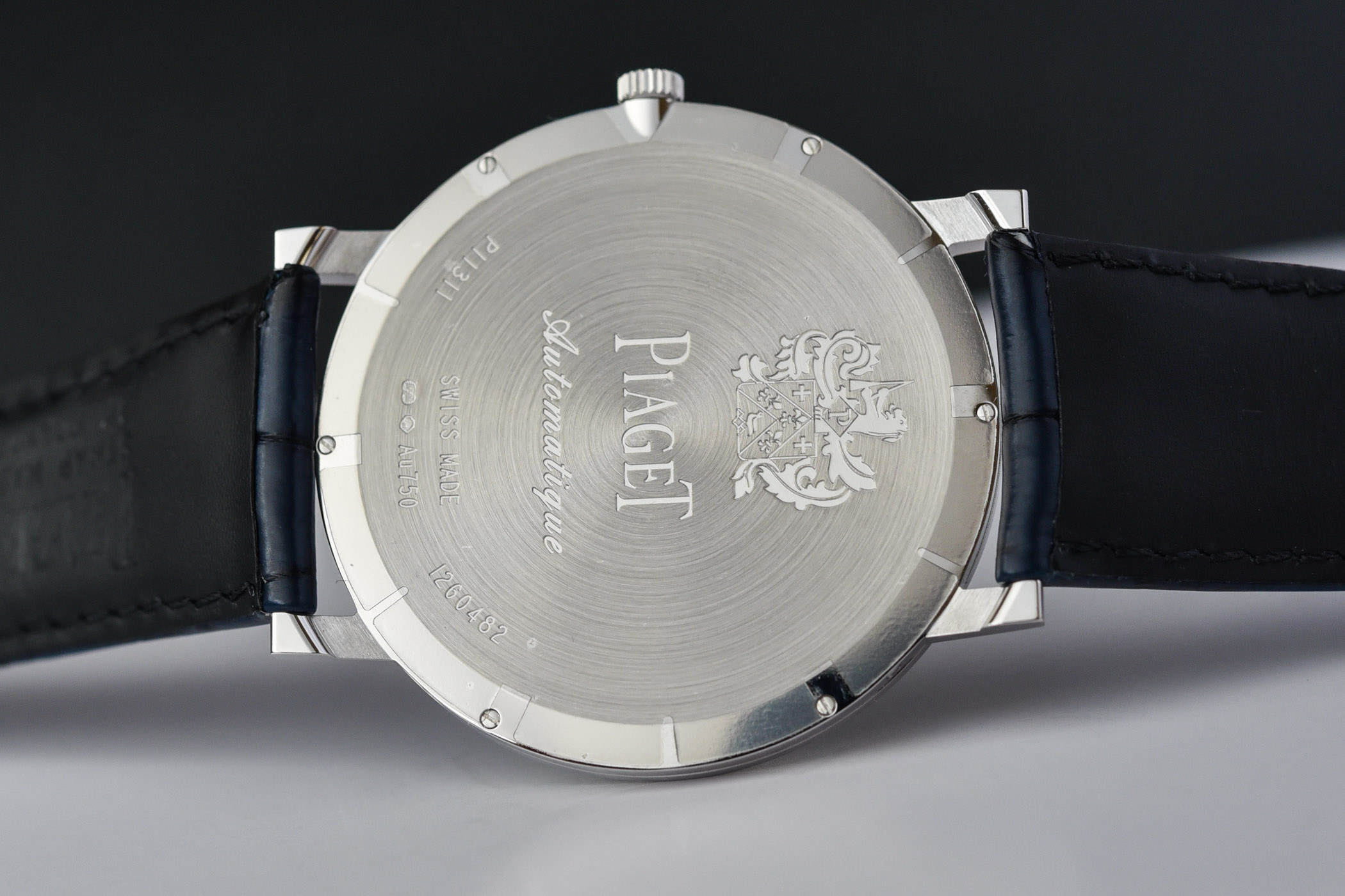 Piaget Altiplano Ultimate Automatic 910P White Gold Blue Dial G0A45123