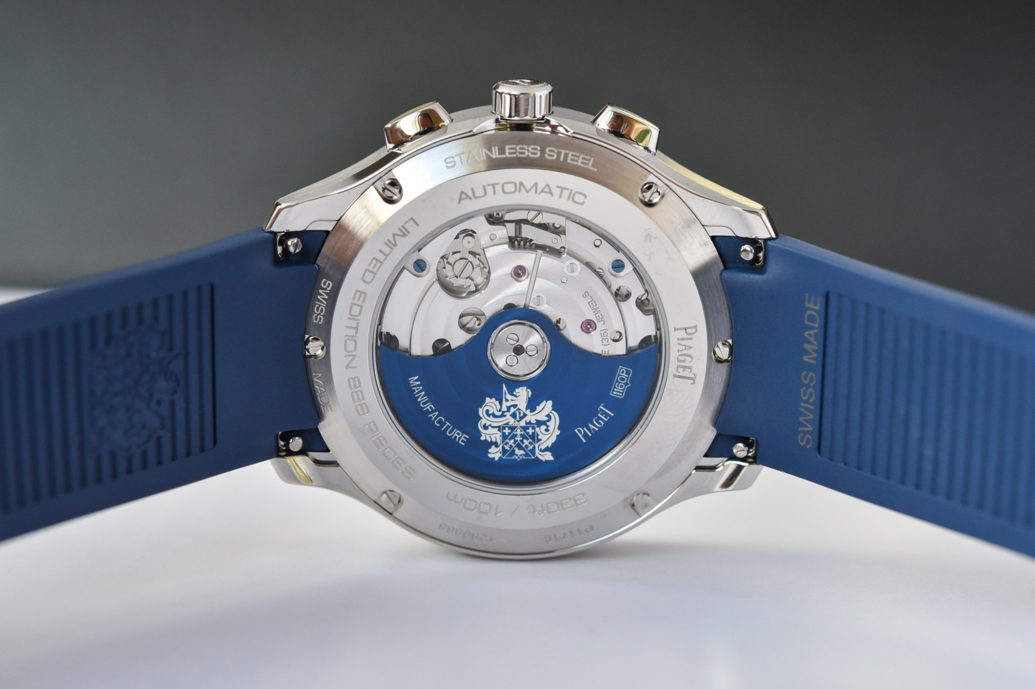 [Jeu devinette] Mon exit watch, saurez-vous la trouver ? Piaget-Polo-Blue-Panda-Automatic-Chronograph-42mm-Rubber-Strap-G0A46013-hands-on-1-2048x1364