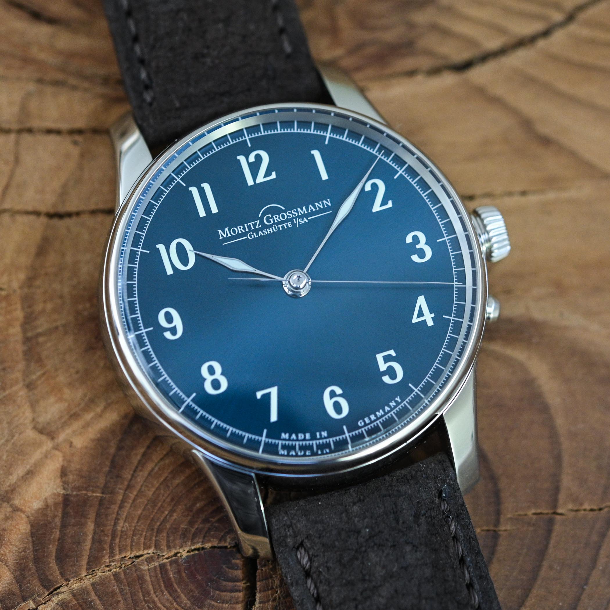 Moritz Grossmann Central Second stainless steel blue dial