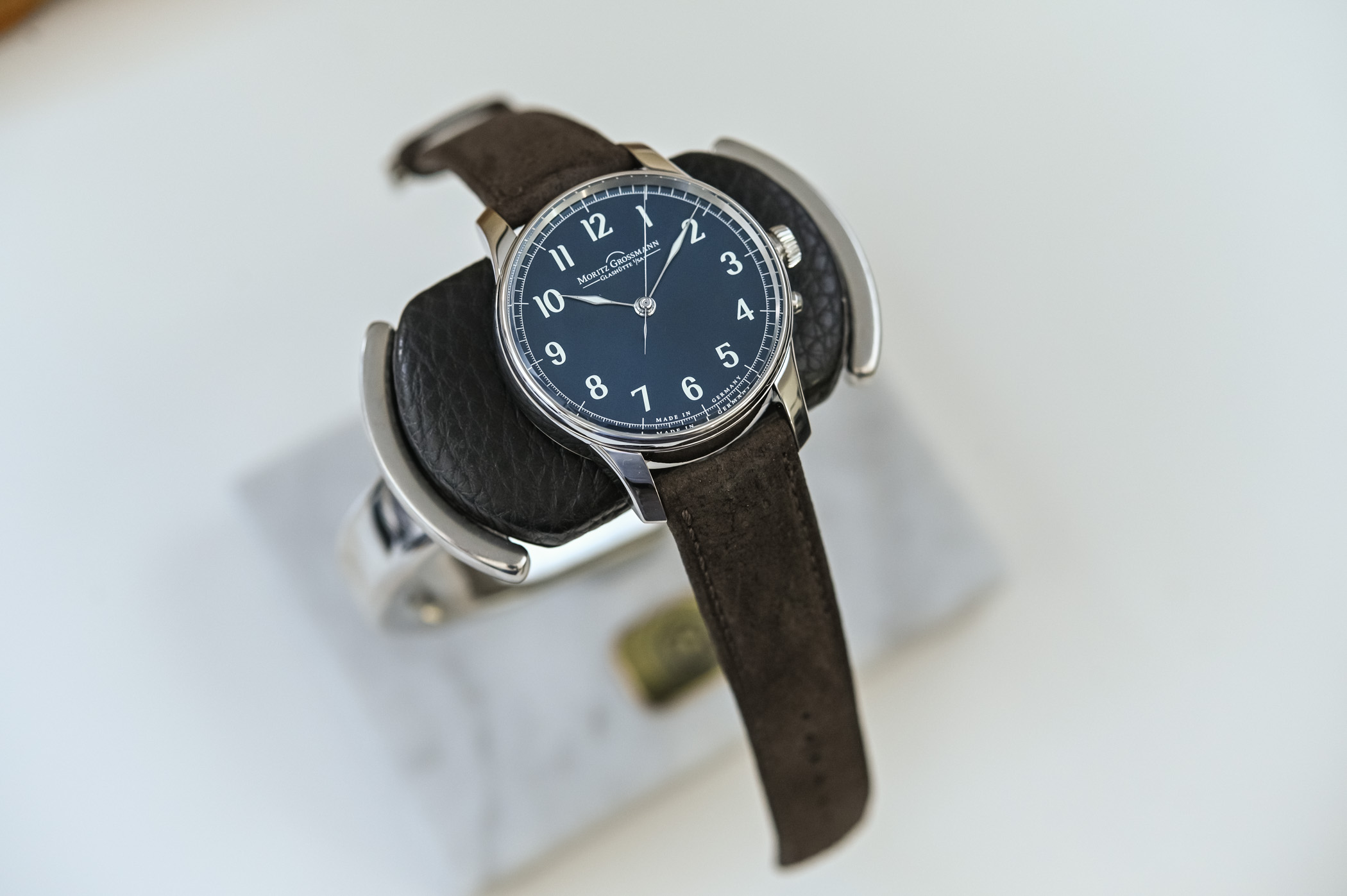 Moritz Grossmann Central Second stainless steel blue dial
