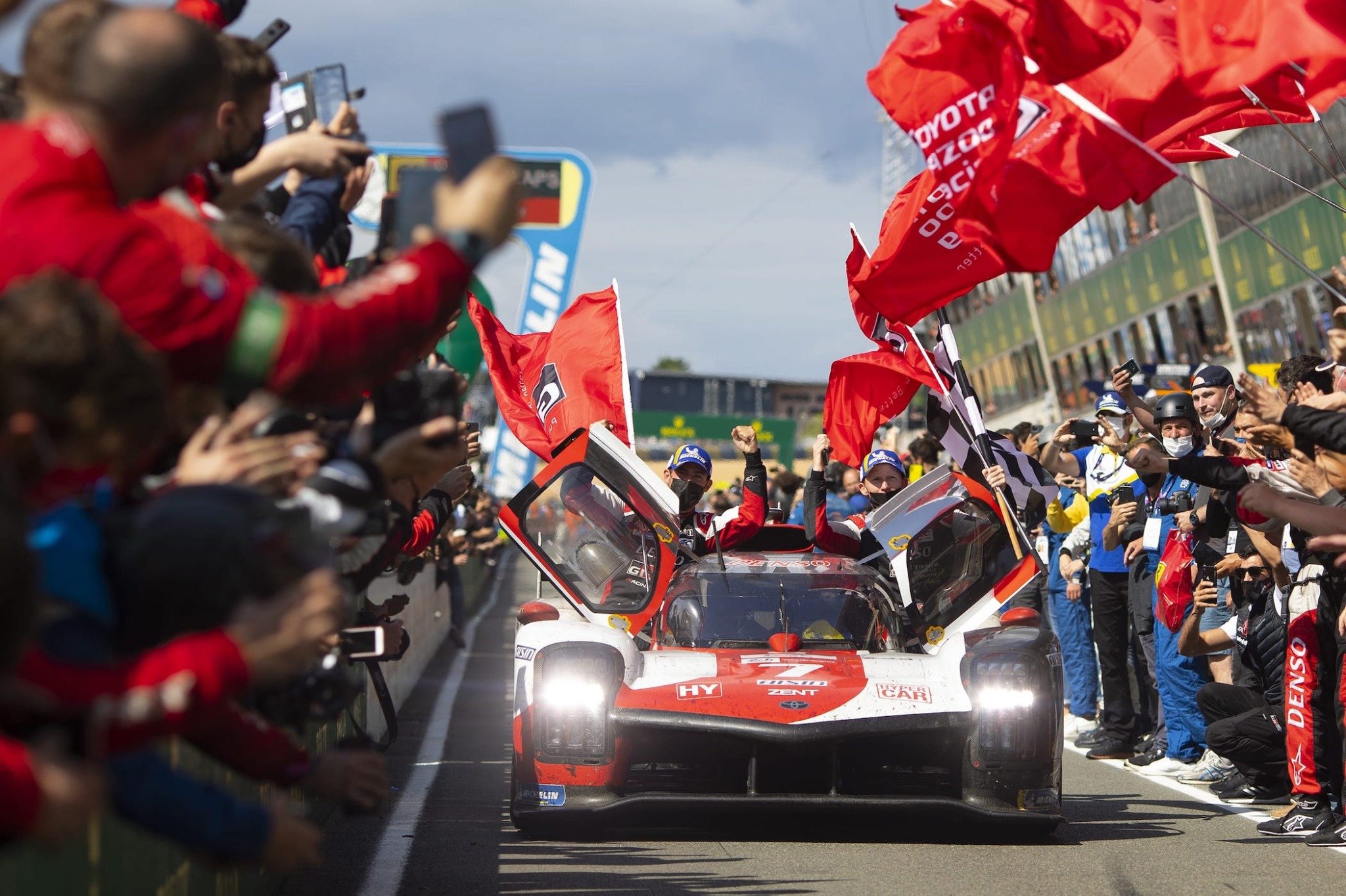 Toyota’s Victory in Transitional 2021 Le Mans 24-Hour Race - Monochrome ...