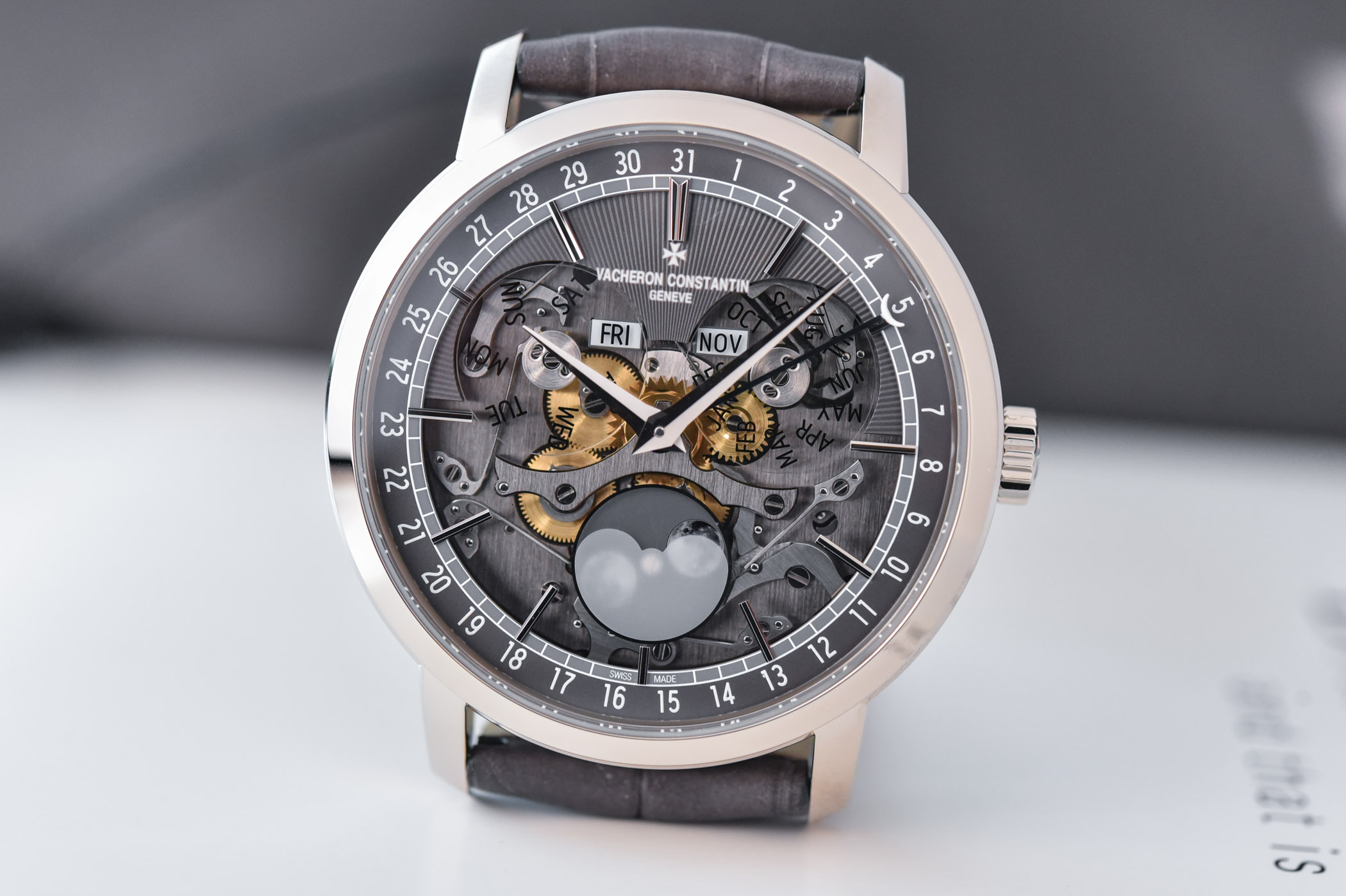 News Vacheron Constantin Traditionnelle Complete Calendar Openface