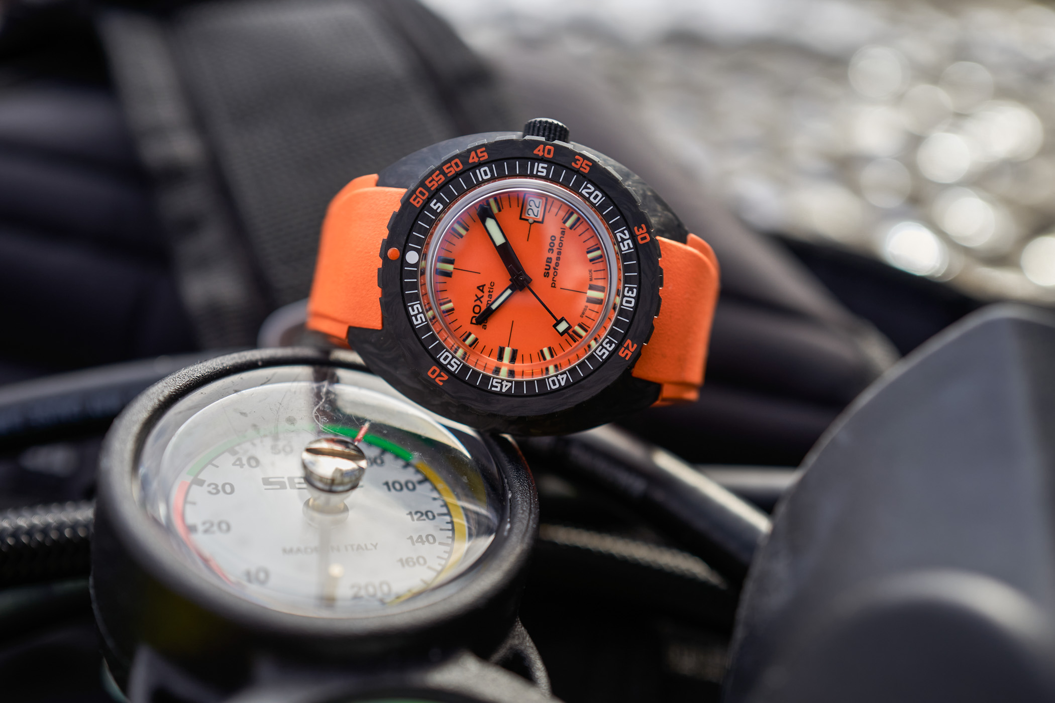 Doxa SUB 300 Carbon Professional Orange - Dive watch review