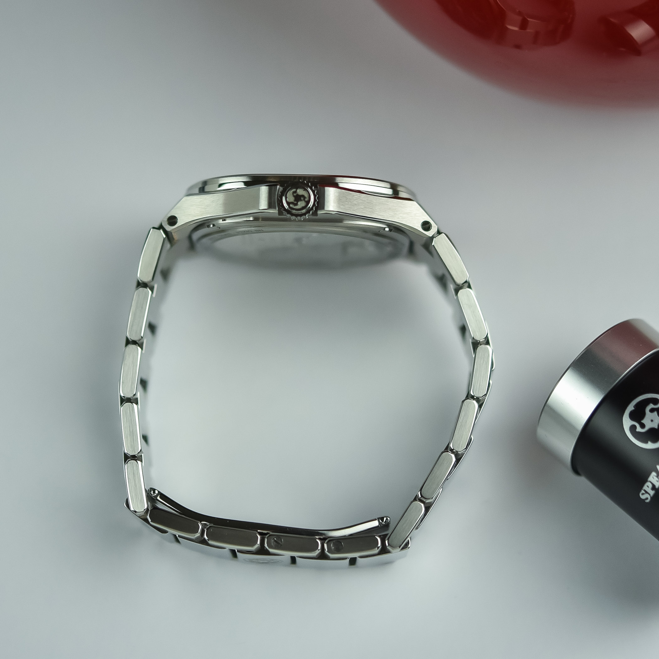 Speake-Marin Ripples - Luxury Sports Watch Integrated Bracelet