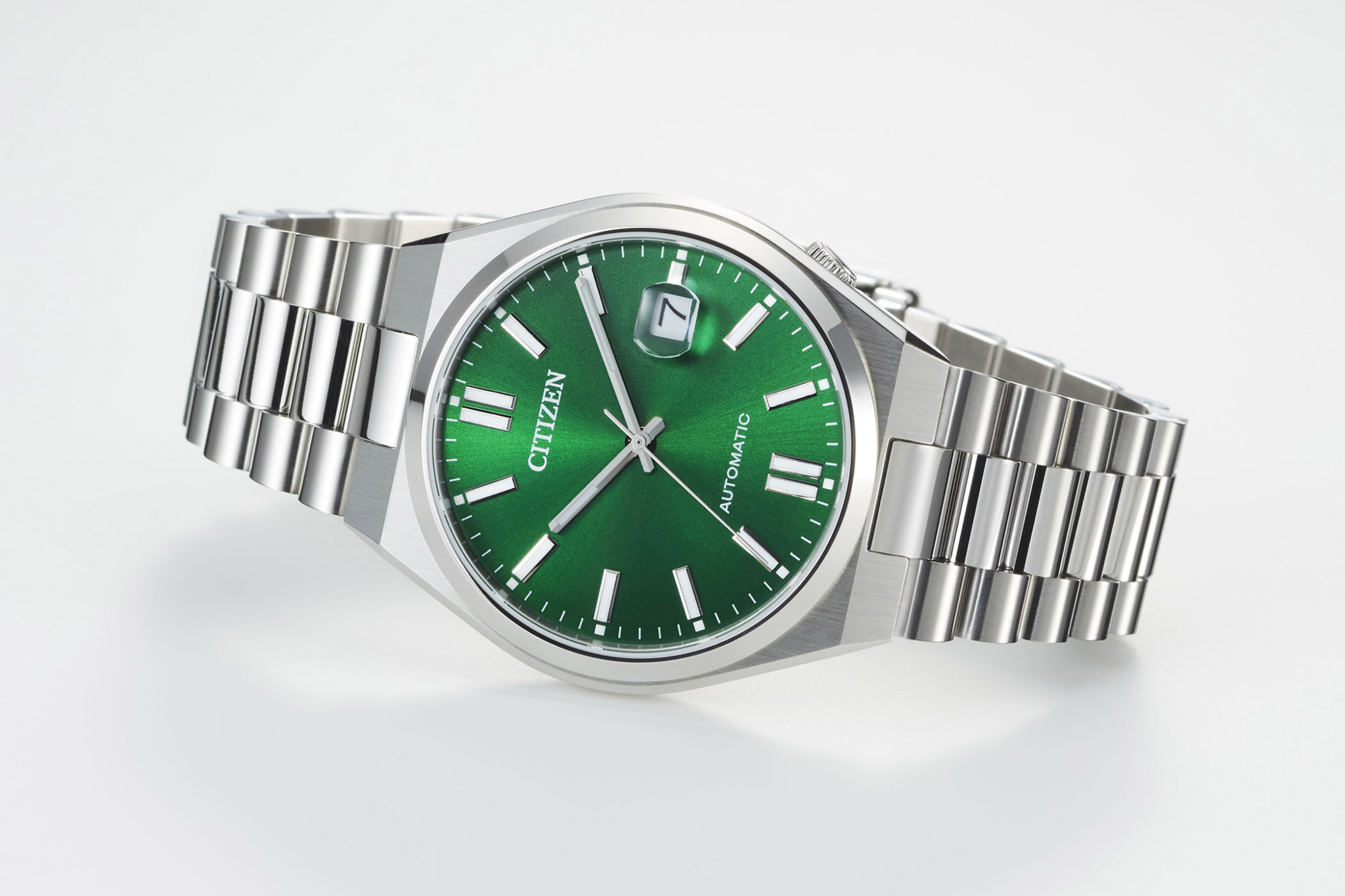 Introducing Citizen Tsuyosa, Accessible Automatics with Integrated Bracelet