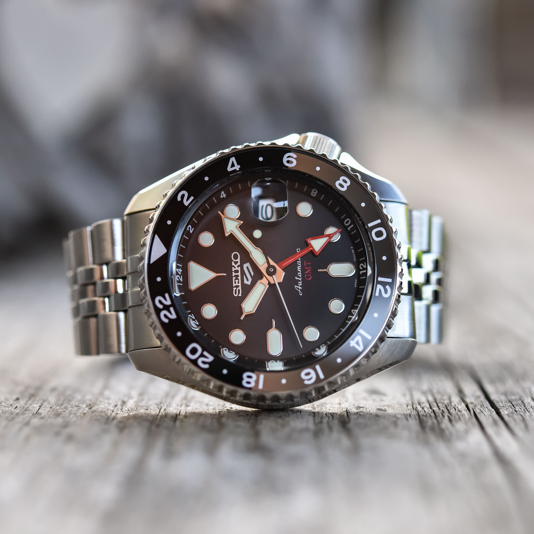 Seiko 5 Sports Style GMT Best Summer Watch - Opinion Review