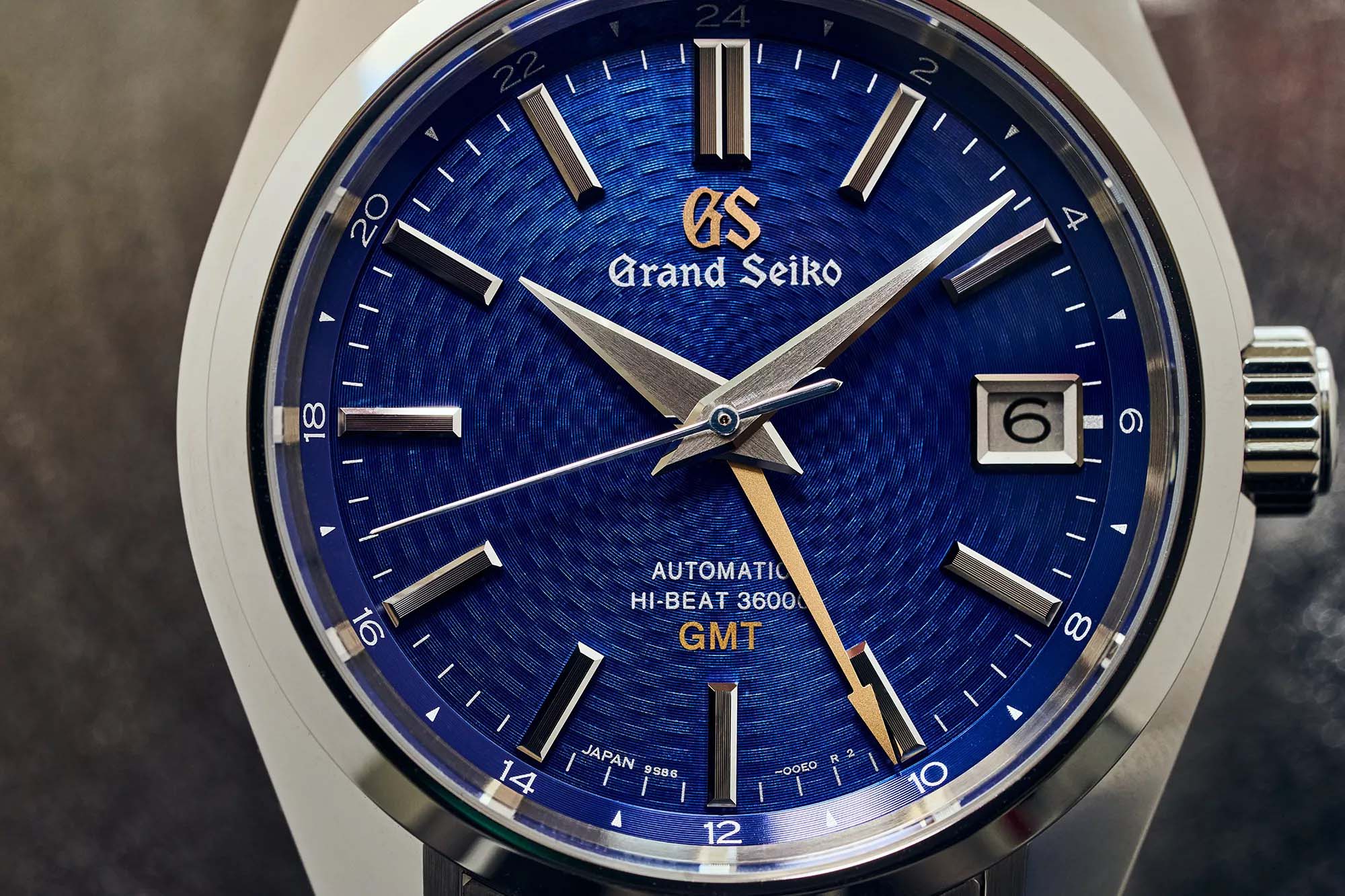 Introducing US-Only Grand Seiko 44GS GMT SBGJ261 and SBGJ259
