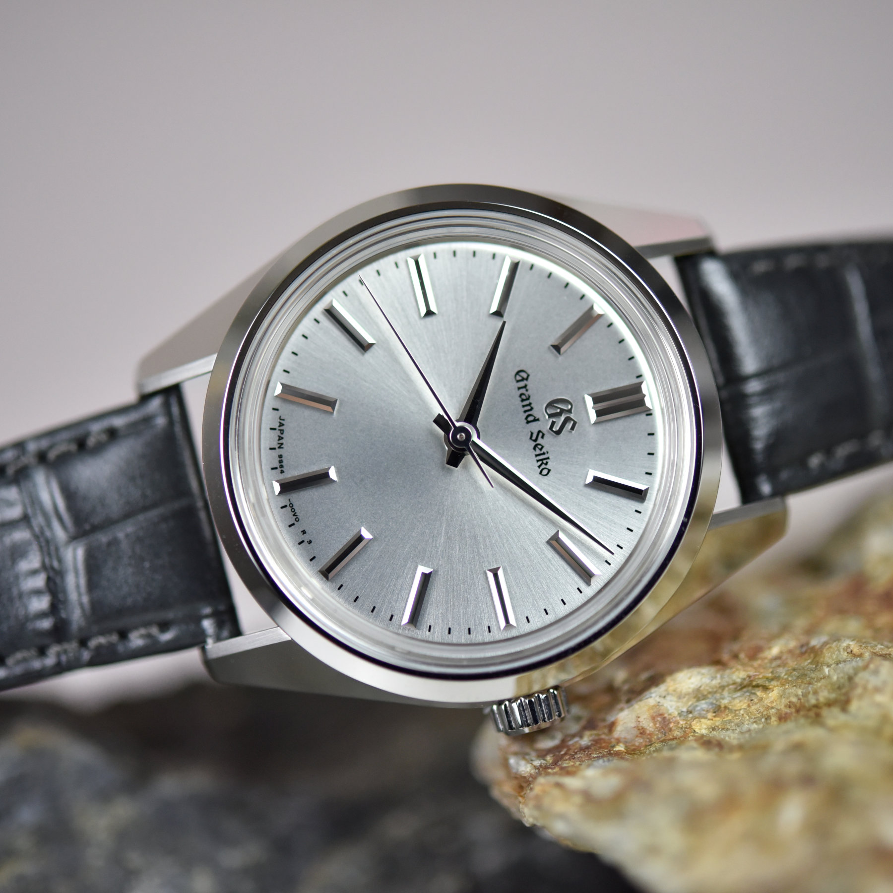 Grand Seiko Heritage Collection 44GS SBGW291G & SBGW293G 4