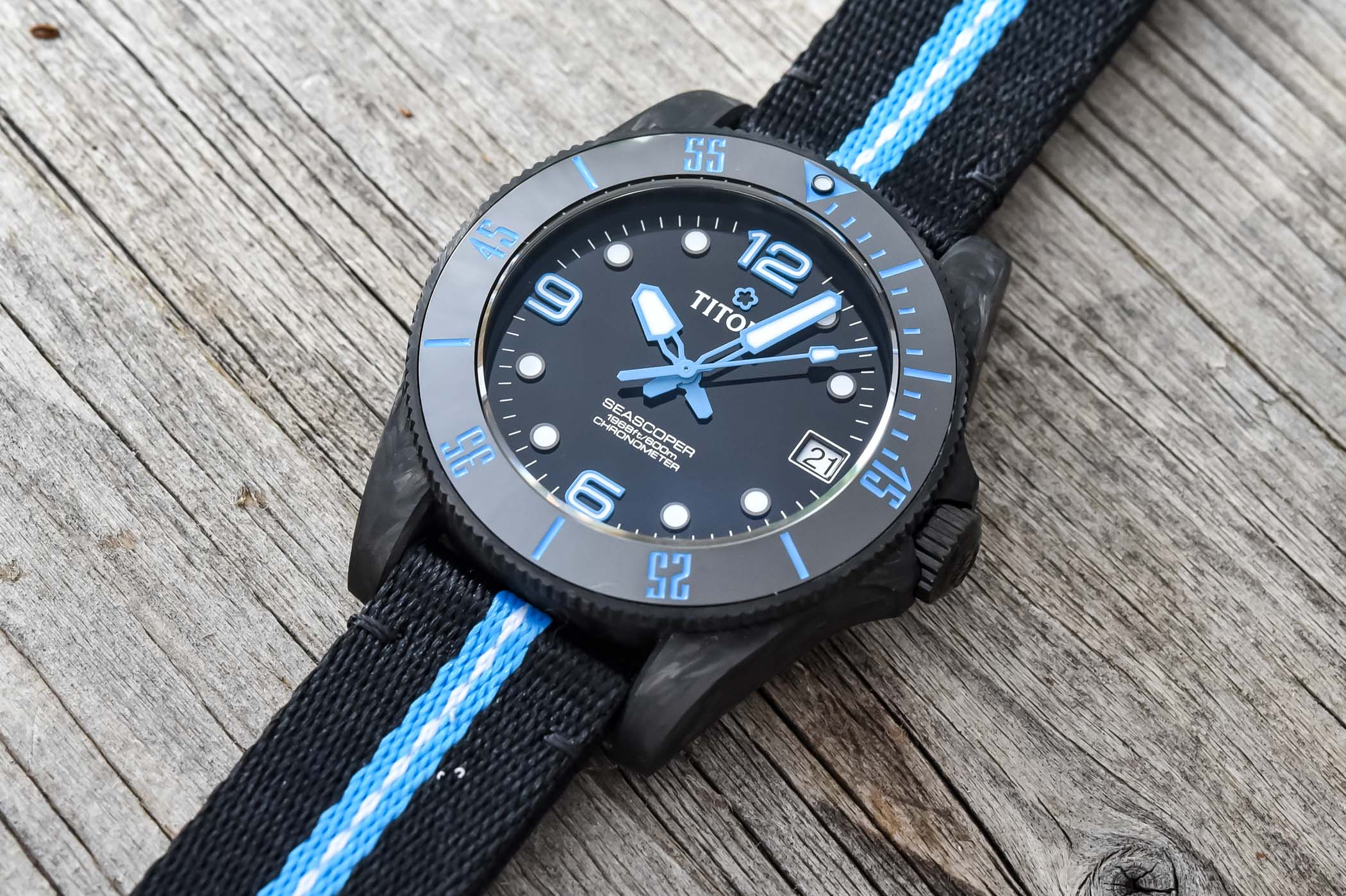 Titoni Seascoper 600 CarboTech Chronometer Dive Watch