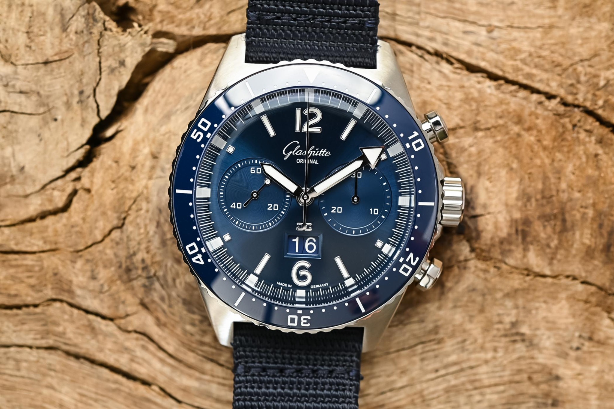 The Glashütte Original SeaQ Chronograph HandsOn Review, Video