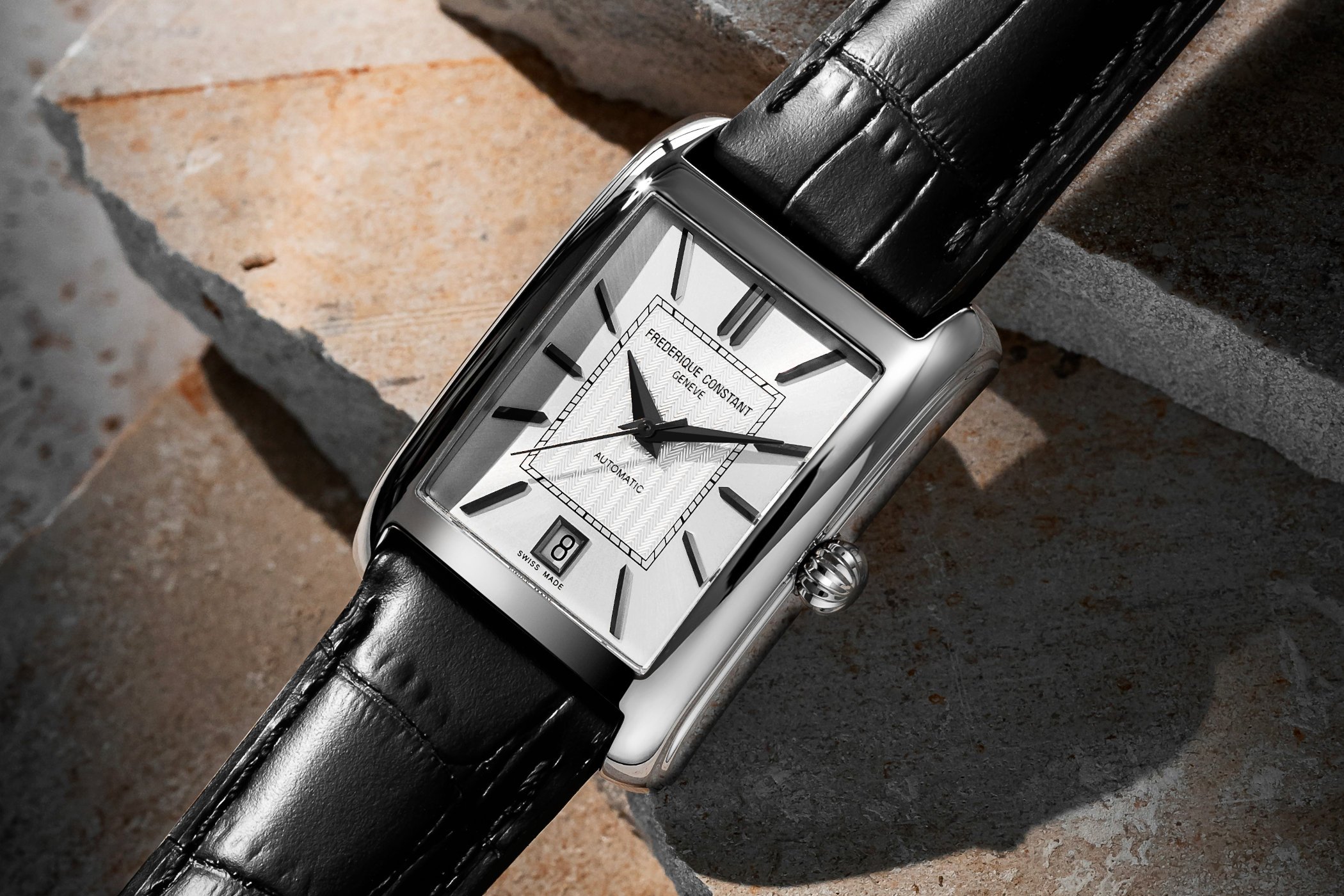 Introducing New versions of the Frederique Constant Classics Carr e