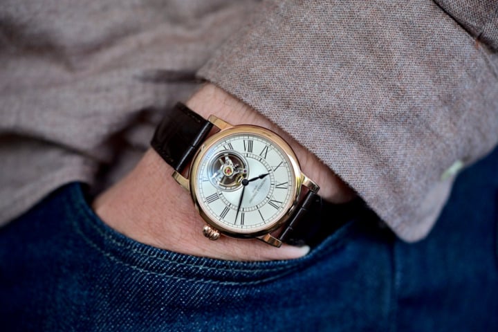 Hands-on - The new look of the Frederique Constant Classics Heart Beat