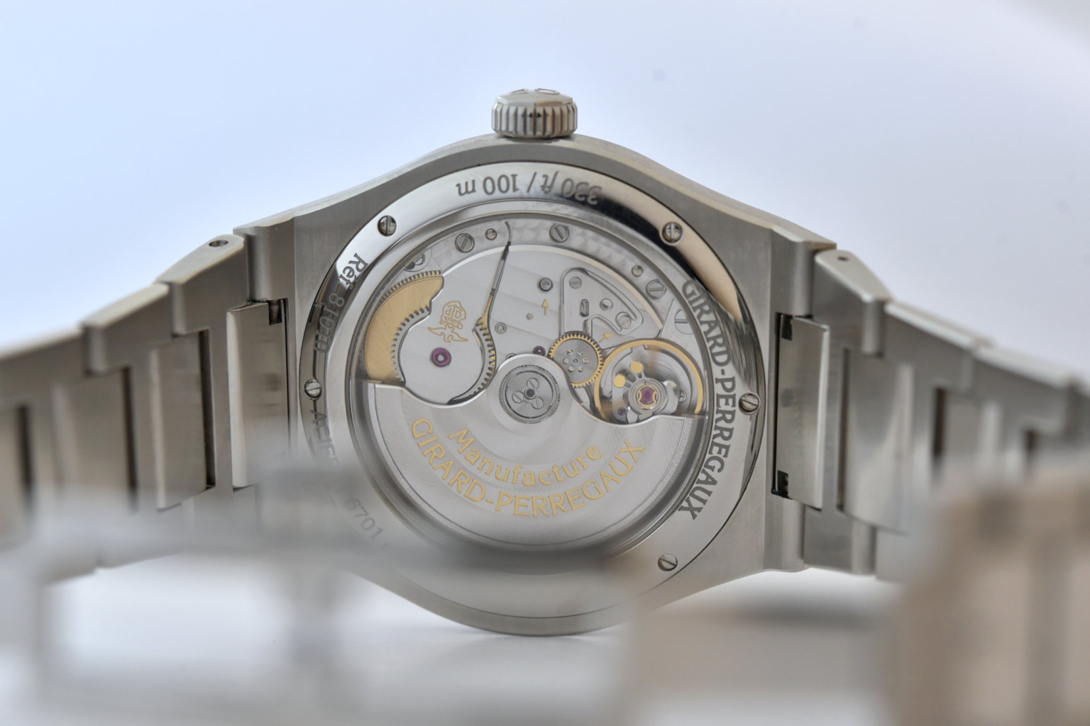 Handson The GirardPerregaux Laureato 42mm in striking green.